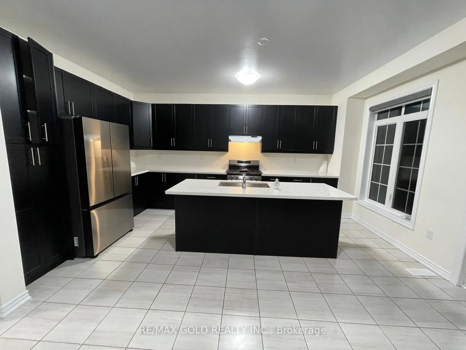 537 Veterans Dr