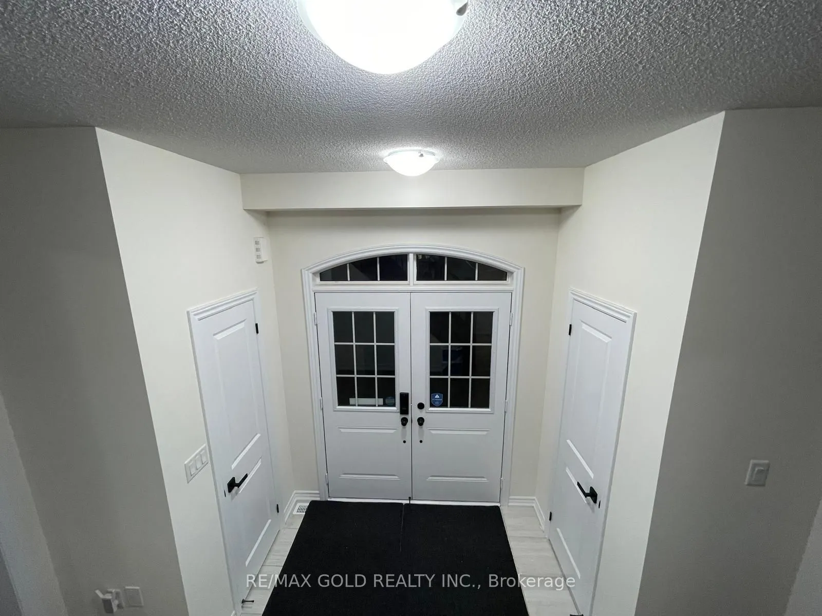 537 Veterans Dr