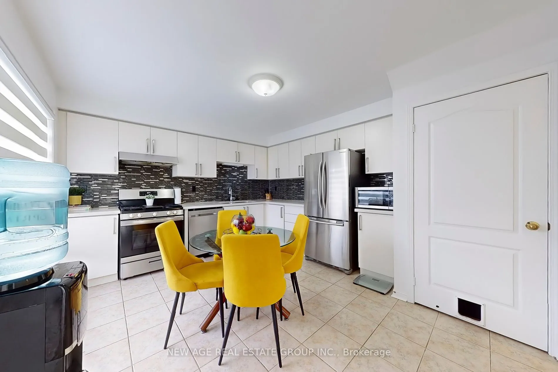 1506 Harwood Dr
