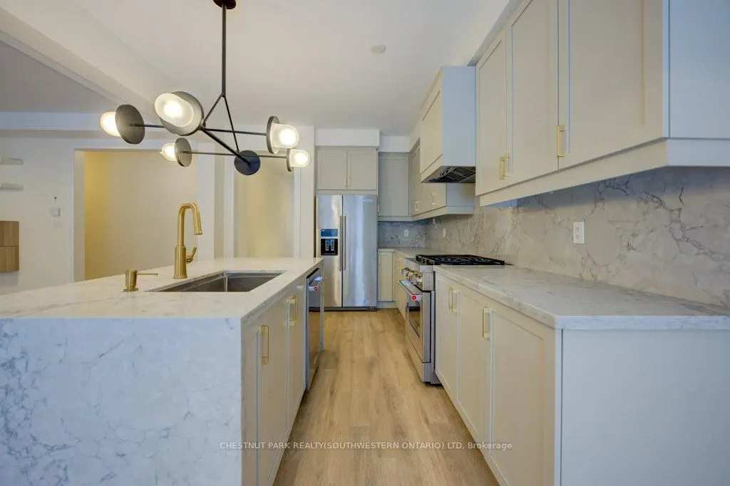 557 Veterans Dr