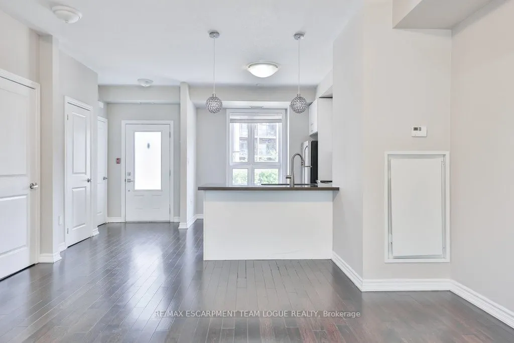 5030 Corporate Dr, #7
