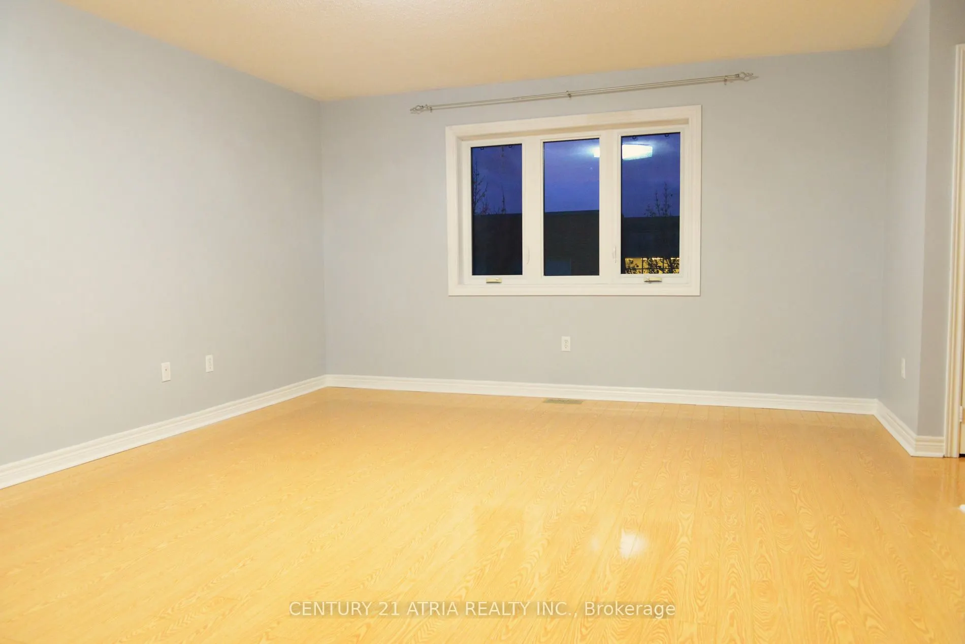 1093 Lamplight Way