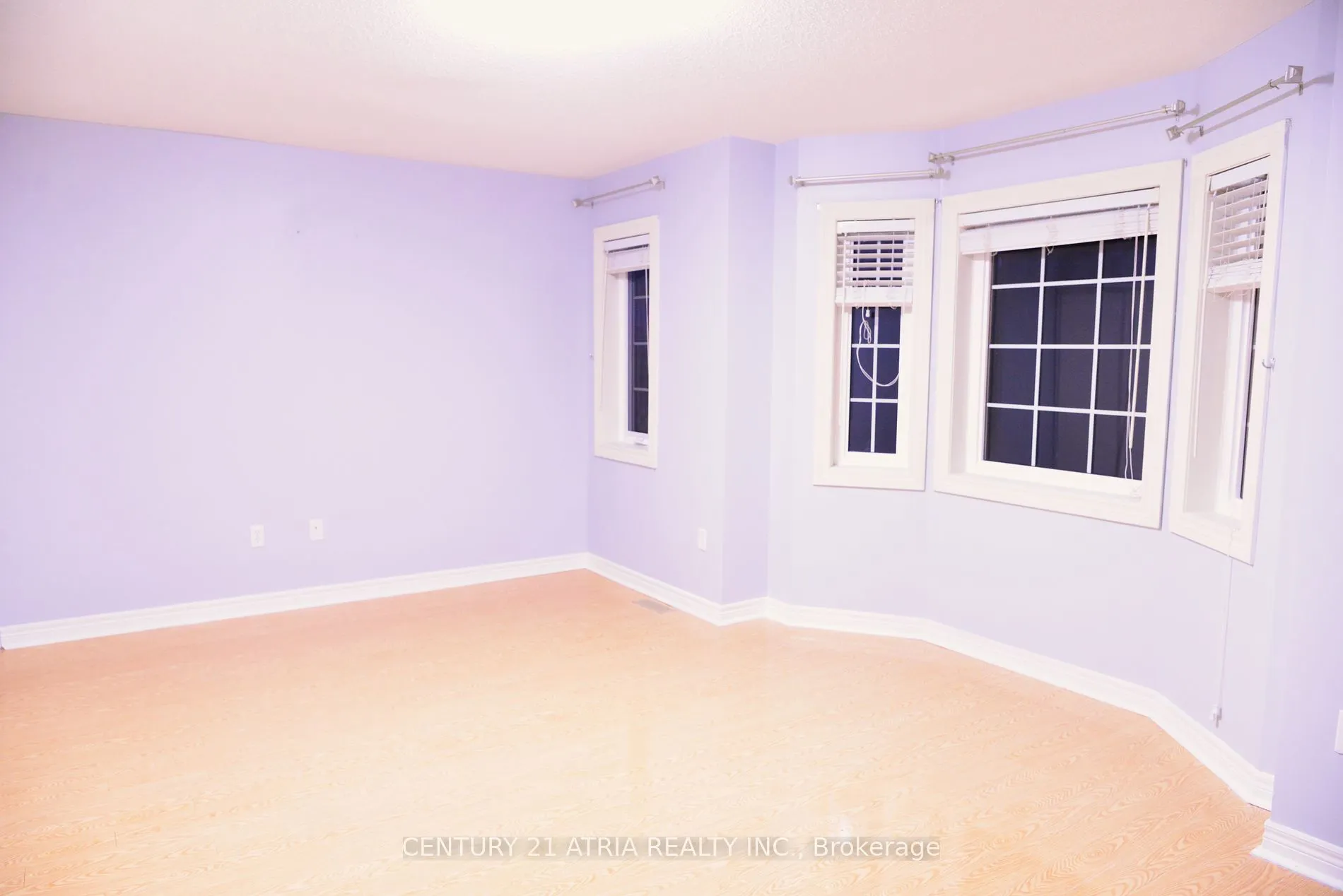 1093 Lamplight Way