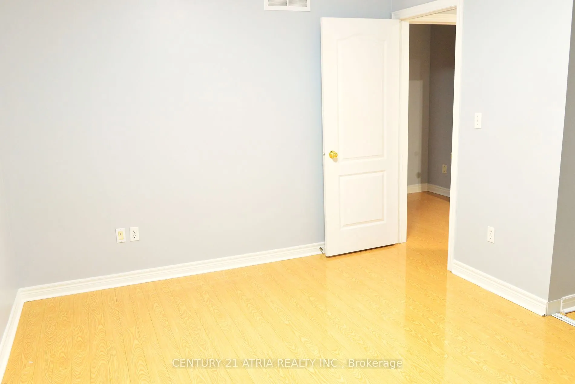 1093 Lamplight Way