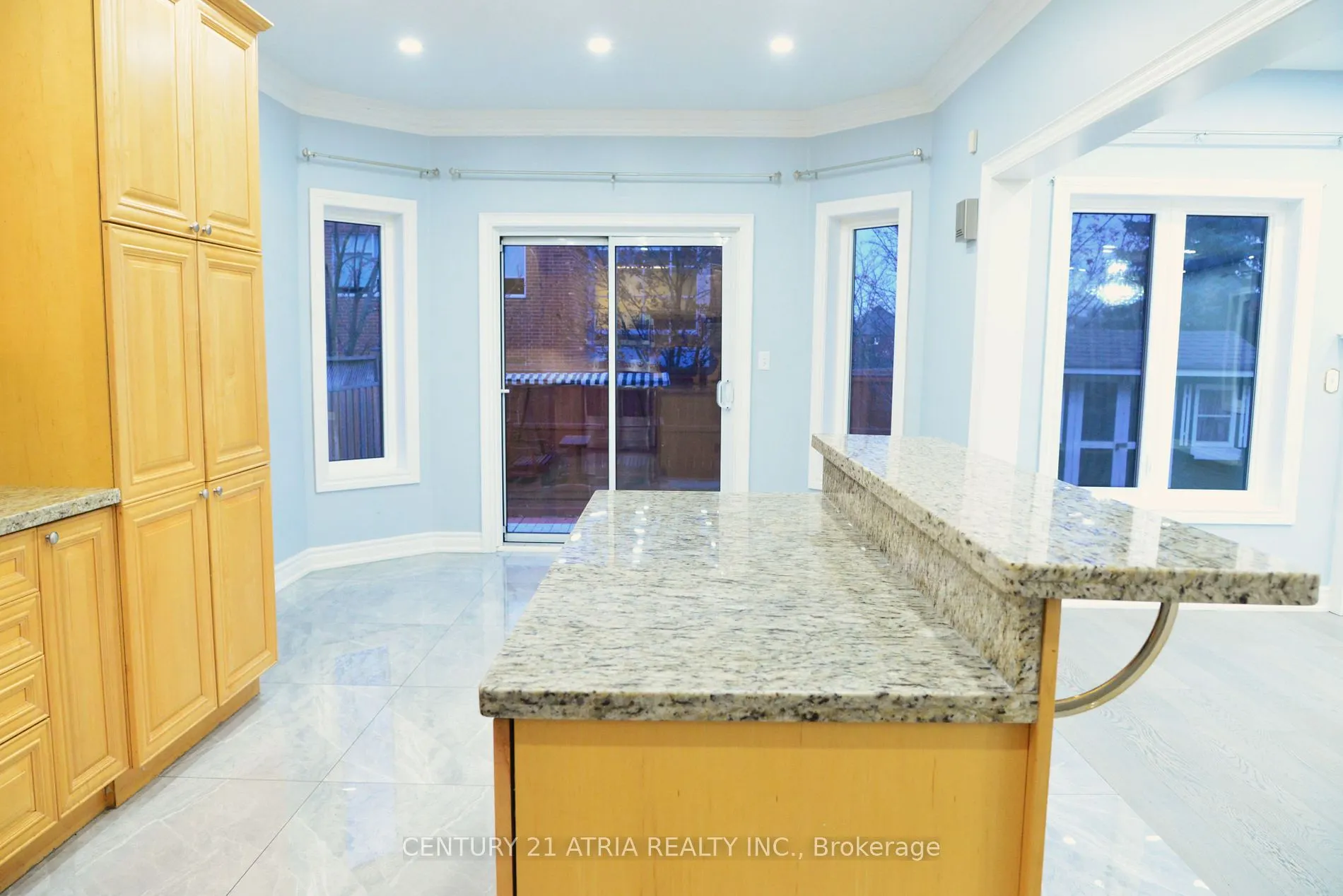 1093 Lamplight Way