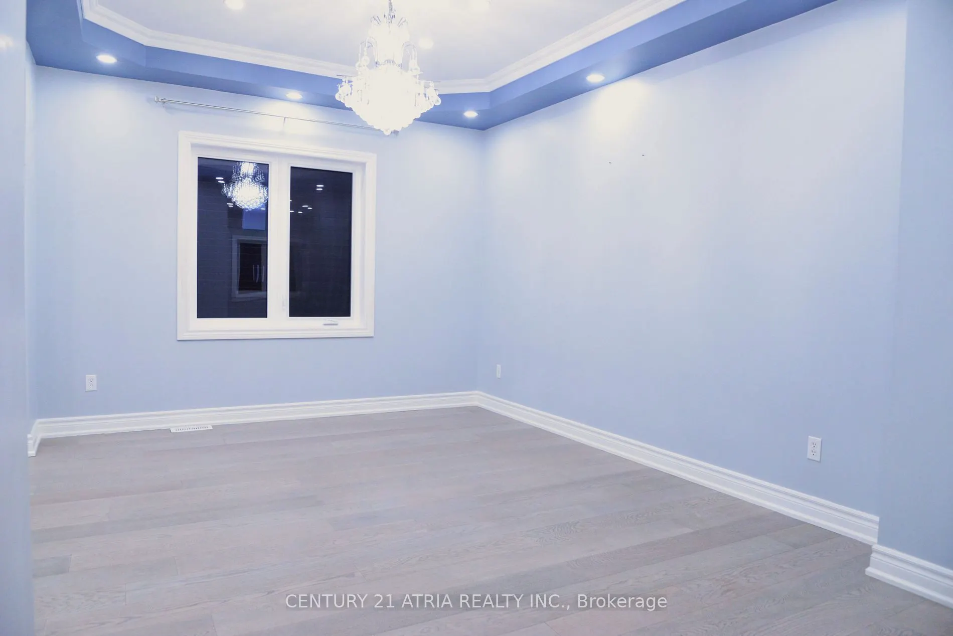 1093 Lamplight Way