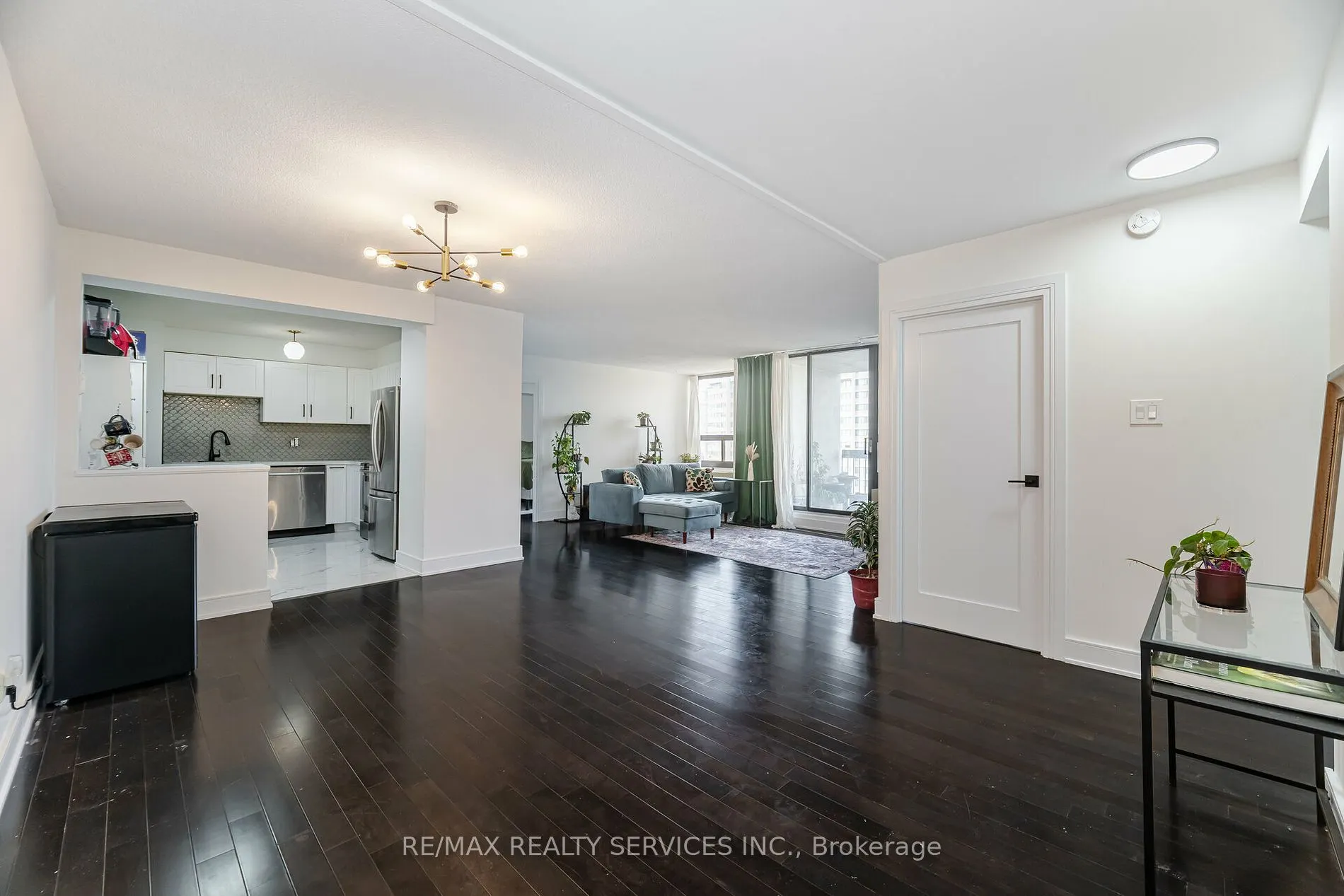20 Mississauga Valley Blvd, #1604