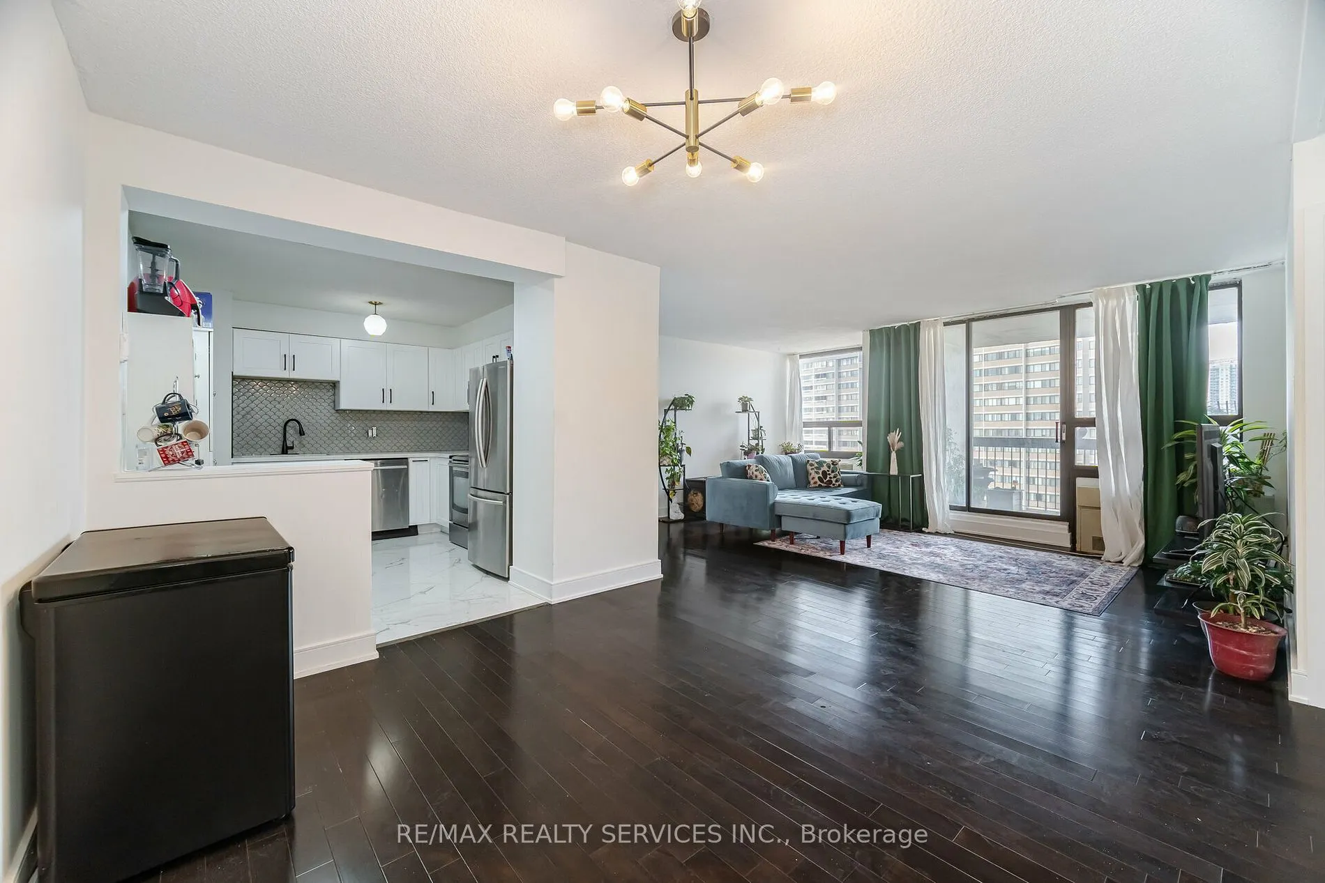 20 Mississauga Valley Blvd, #1604