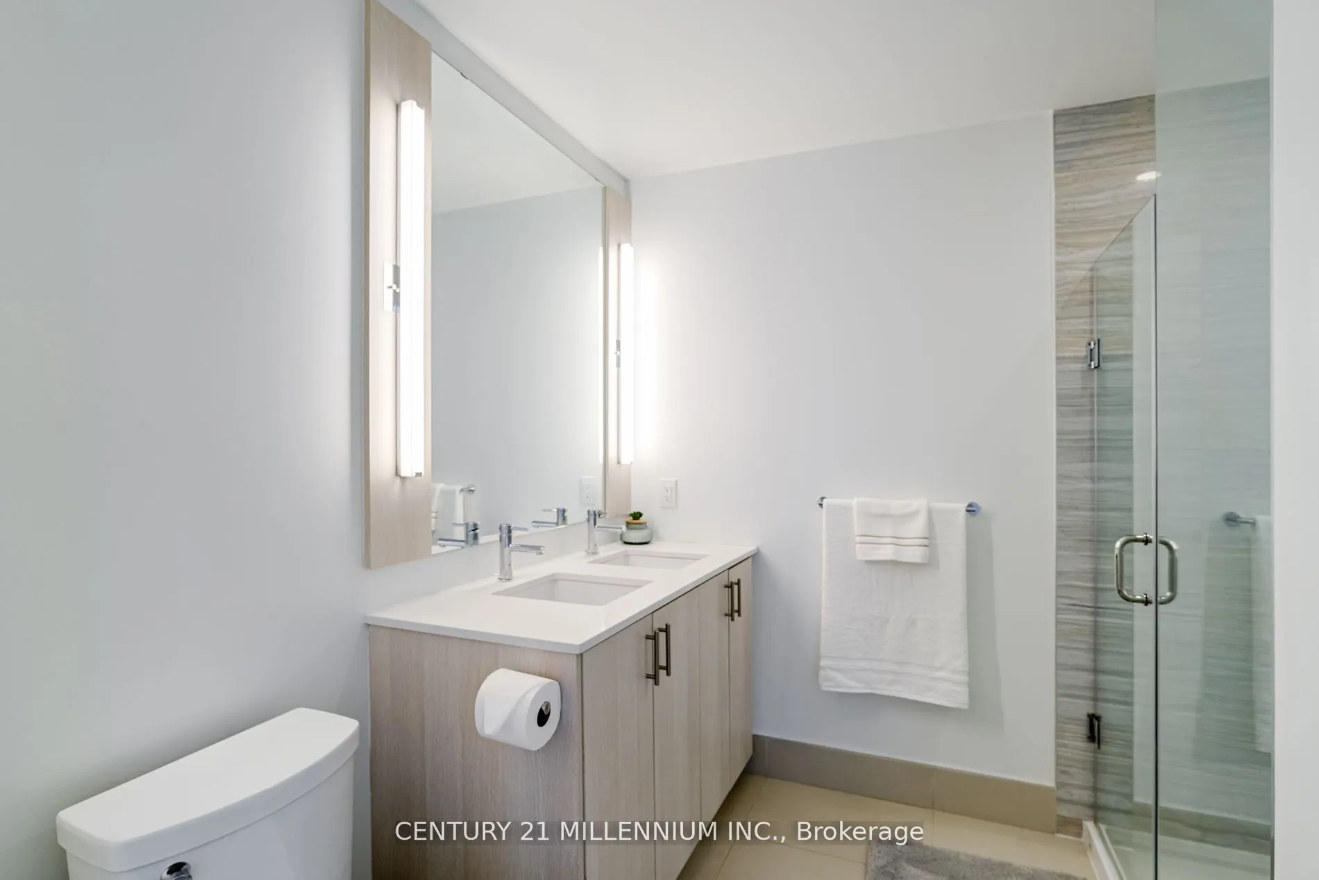 180 Veterans Dr, #801
