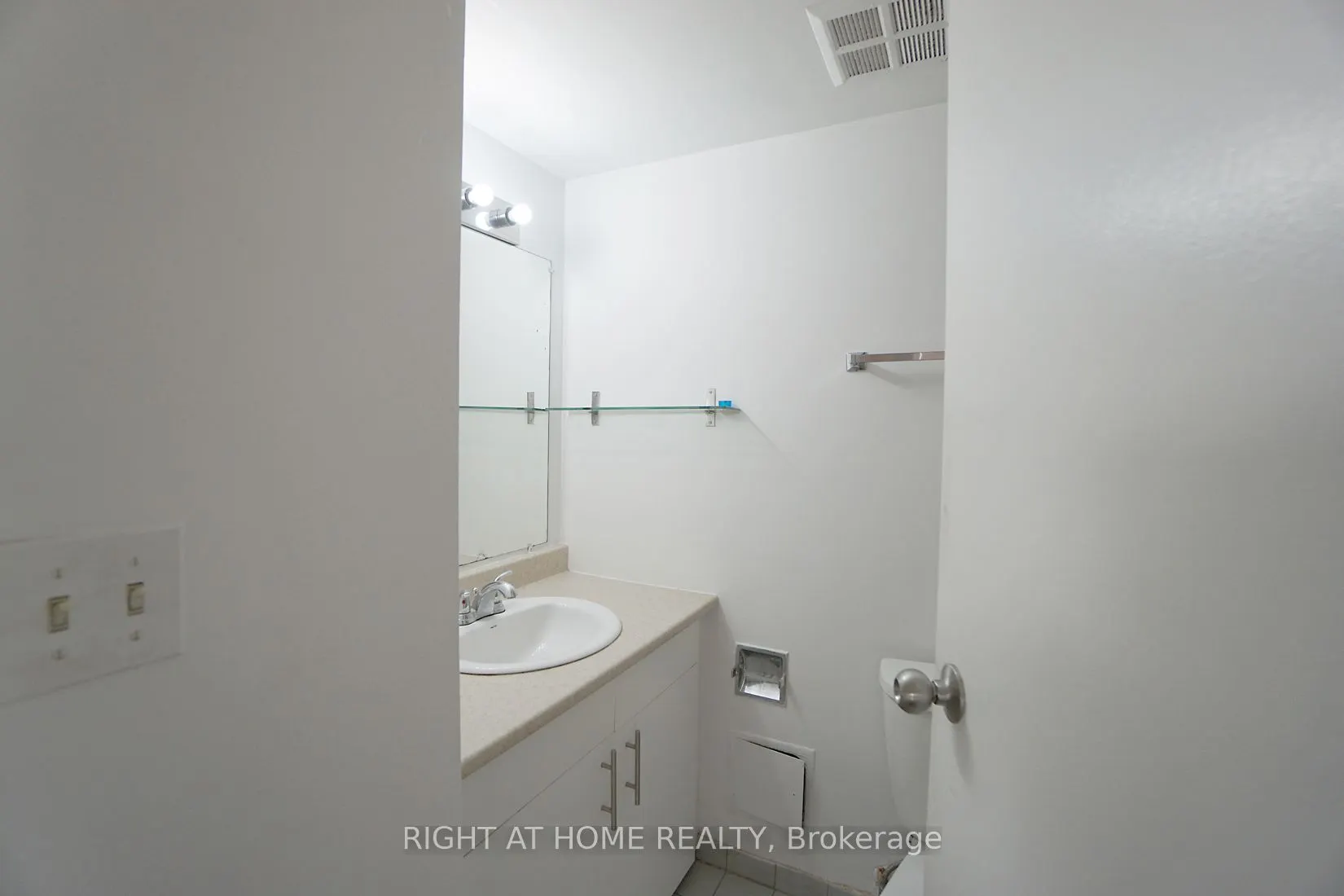 10 Markbrook Lane, #1204