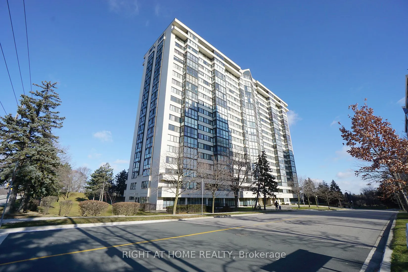 10 Markbrook Lane, #1204