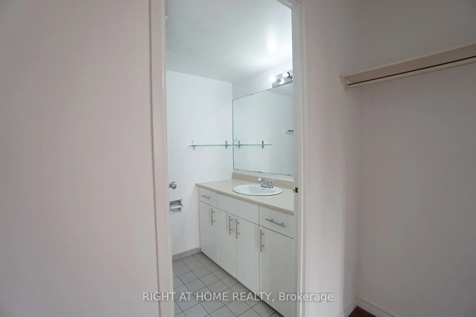 10 Markbrook Lane, #1204