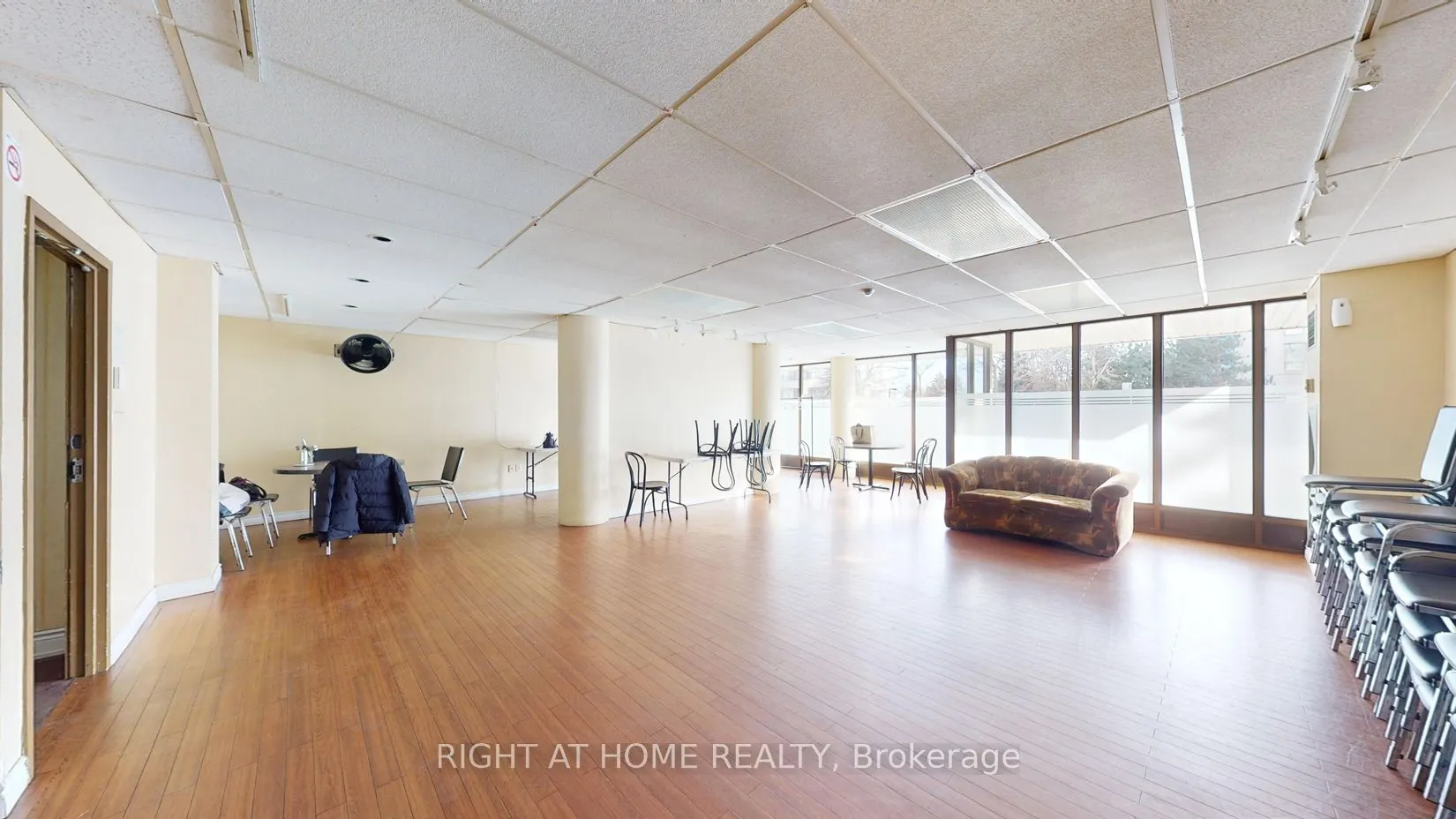 10 Markbrook Lane, #1204