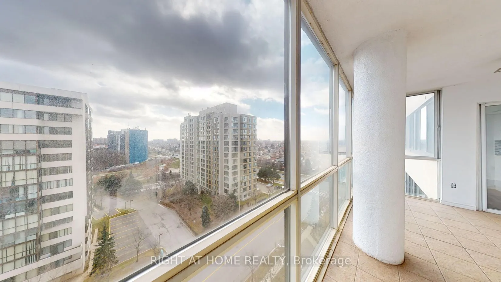10 Markbrook Lane, #1204