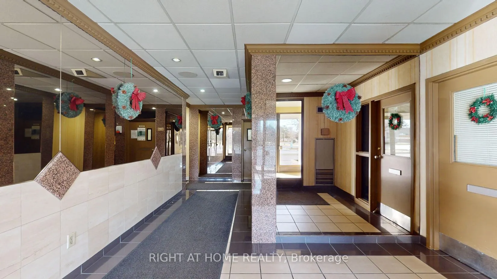 10 Markbrook Lane, #1204