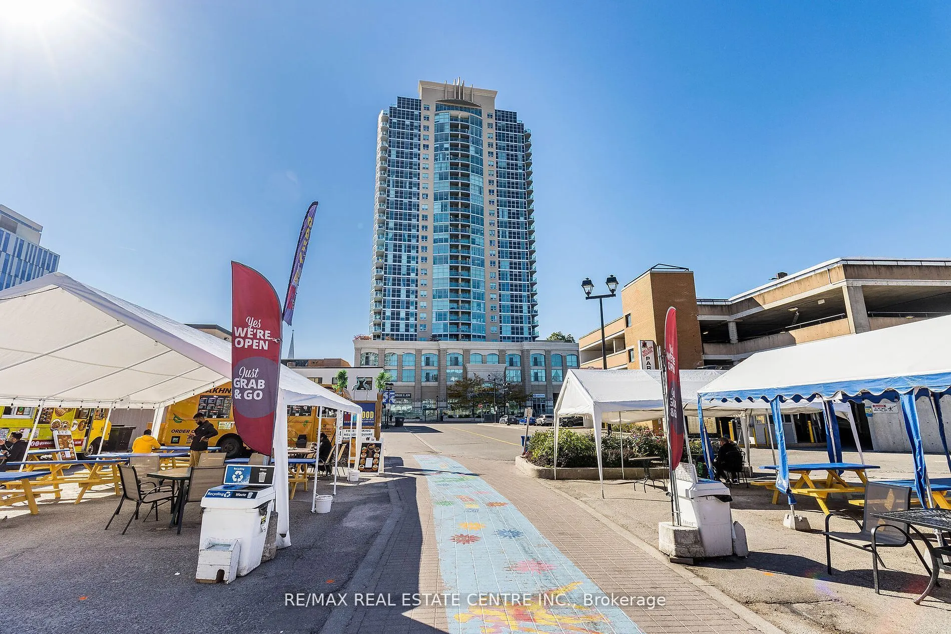 9 George St, #907