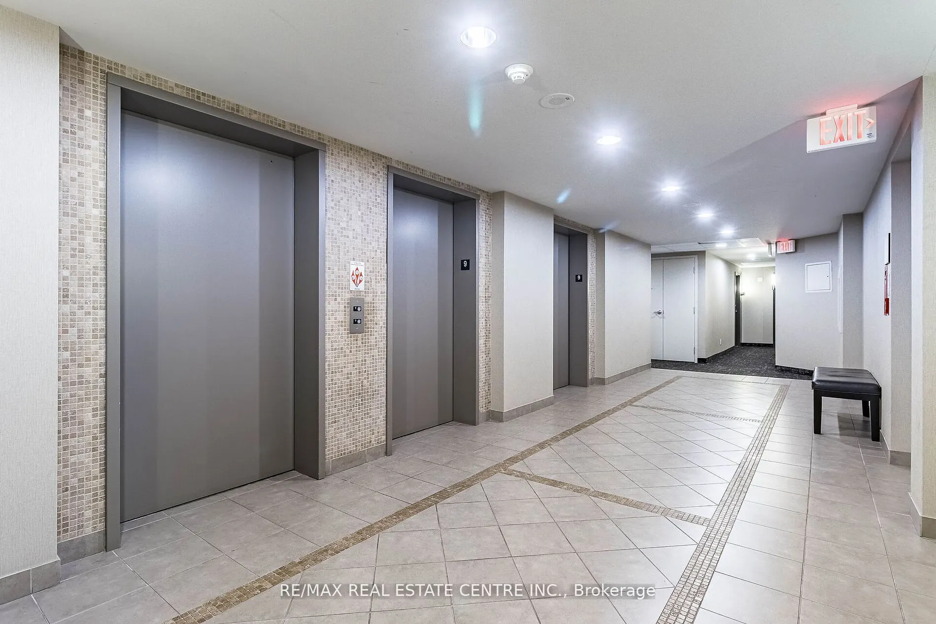 9 George St, #907