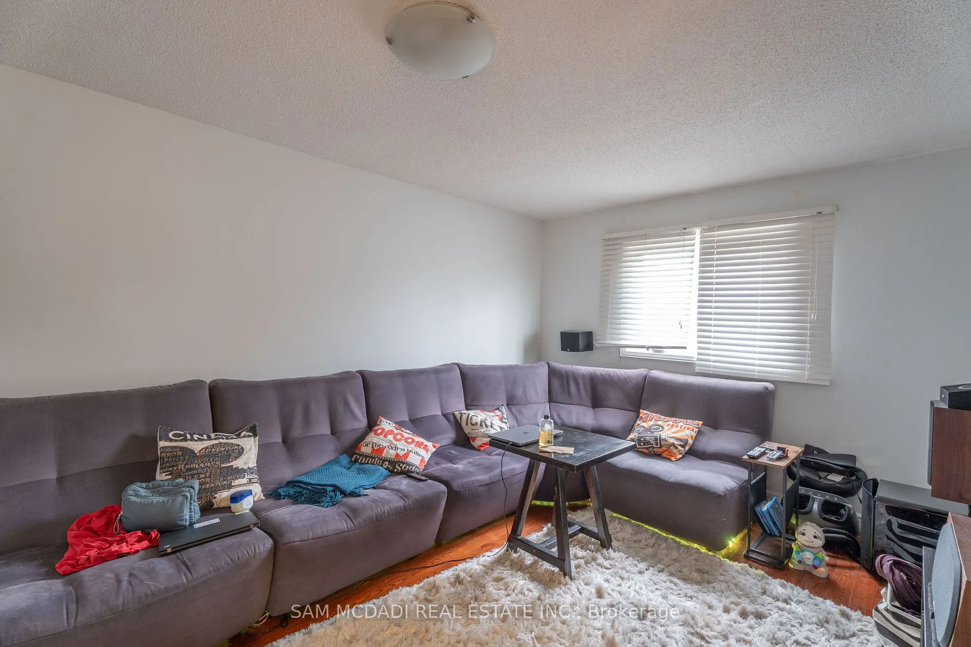 4484 Jenkins Cres