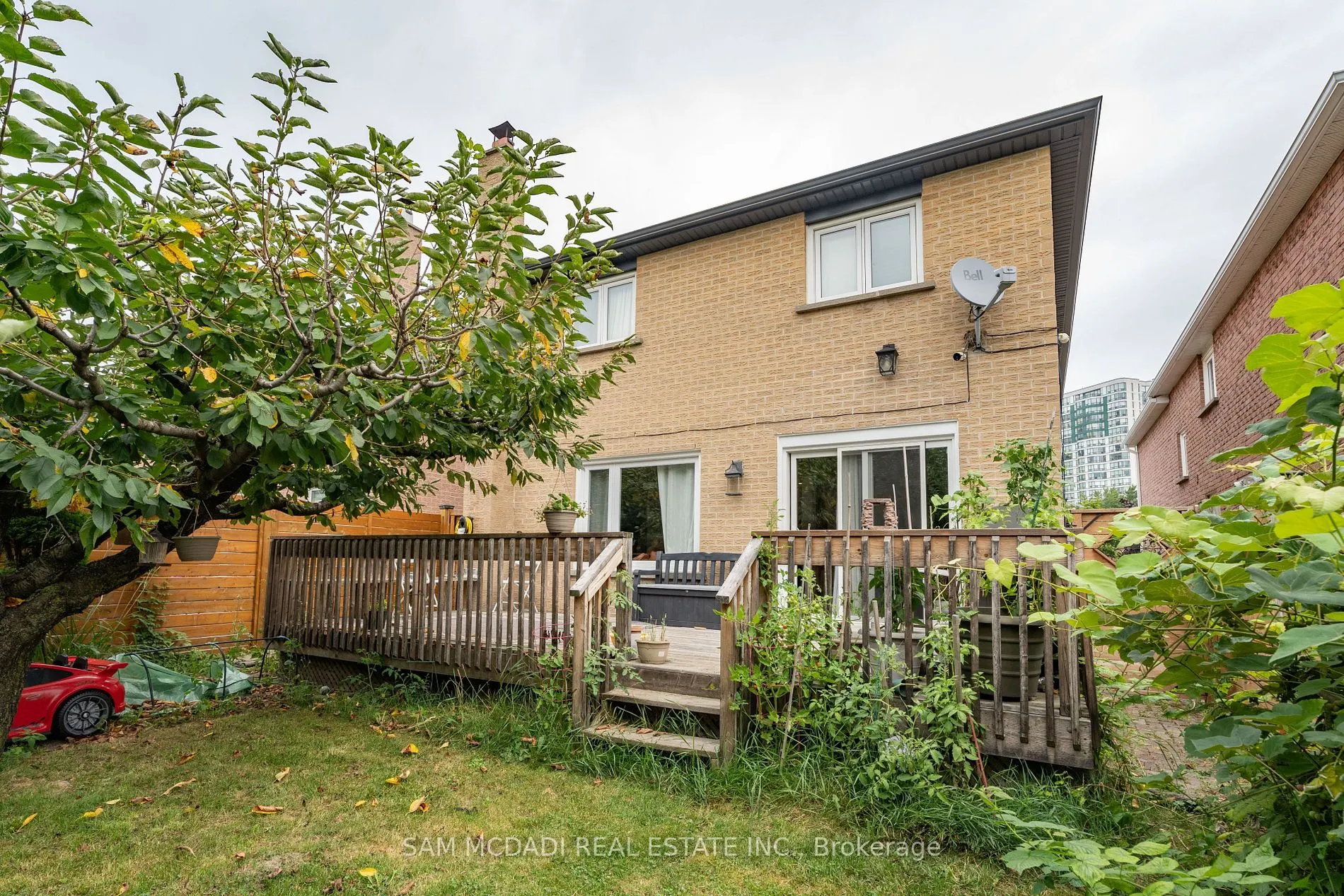 4484 Jenkins Cres