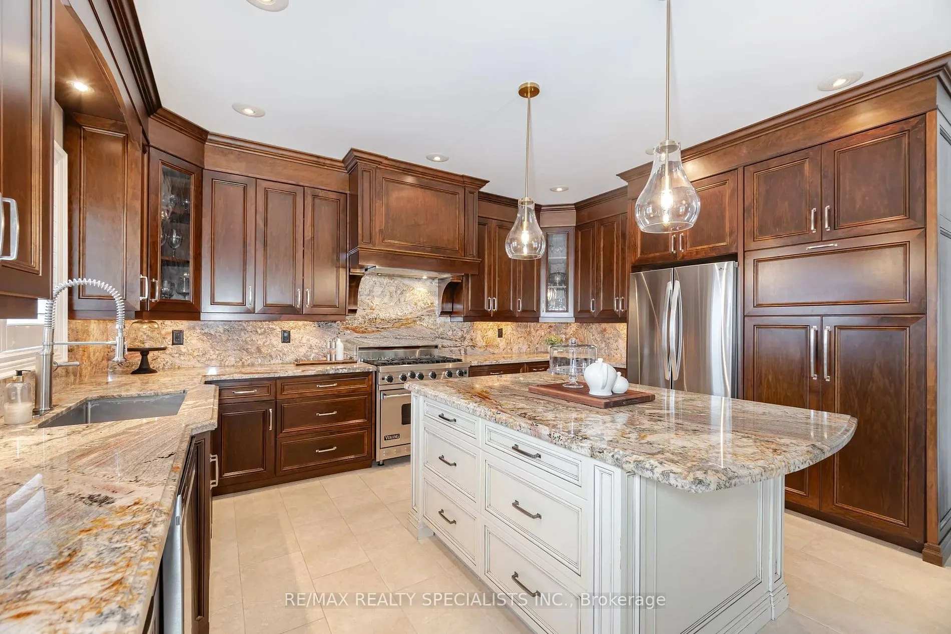 41 Matson Dr