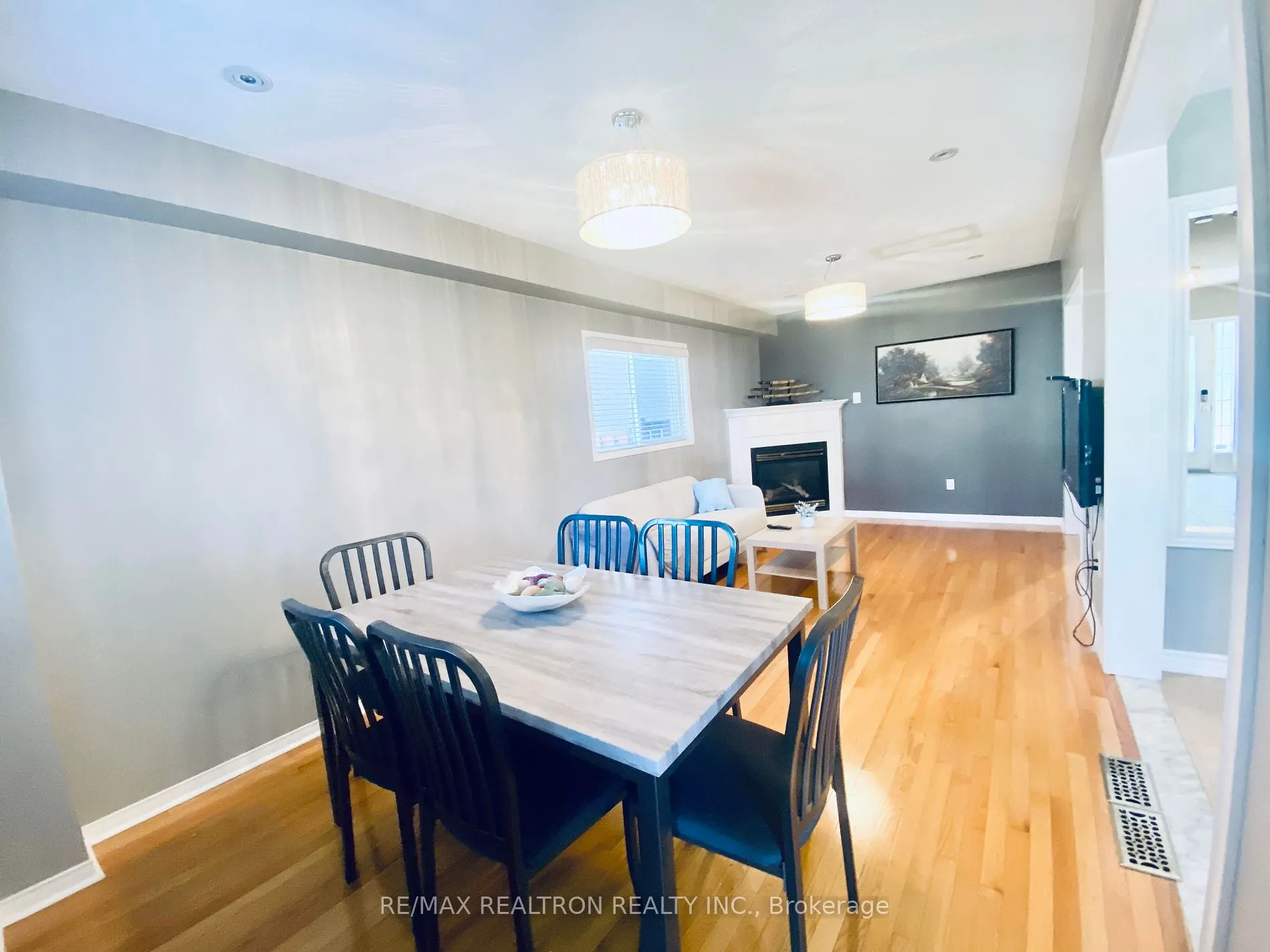 881 Escobar Cres
