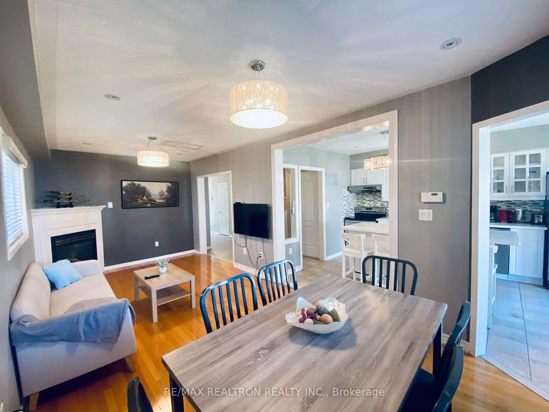 881 Escobar Cres