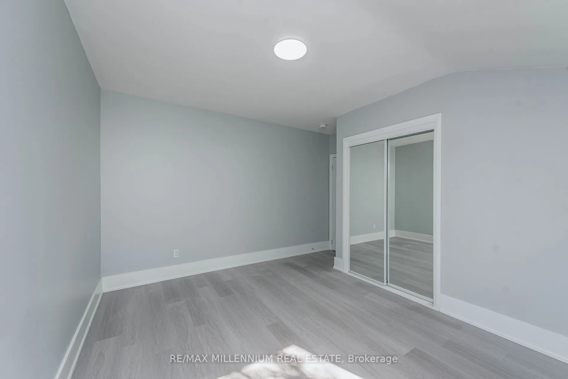 76 Raylawn Cres