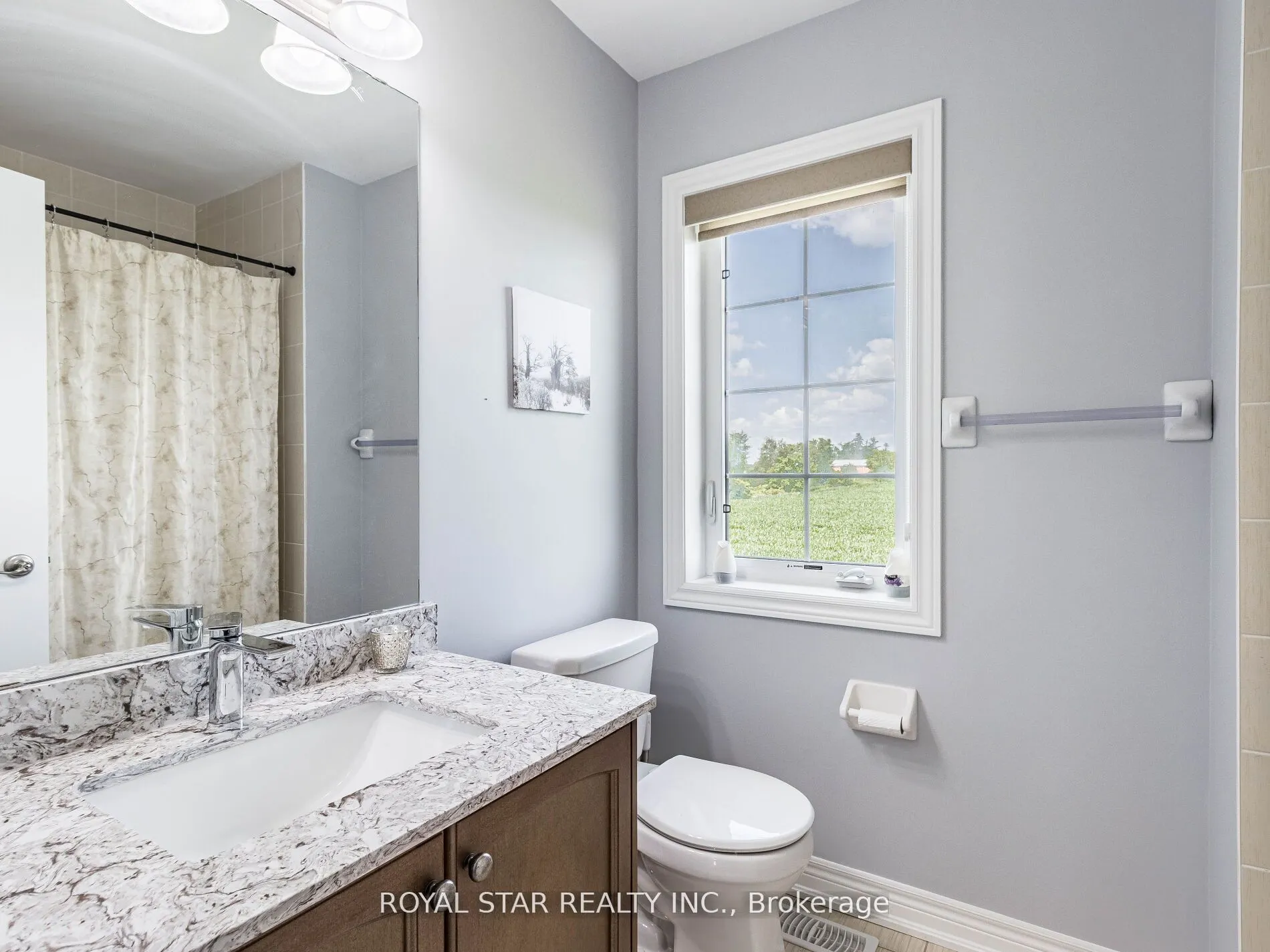 24 Bonnieglen Farm Blvd