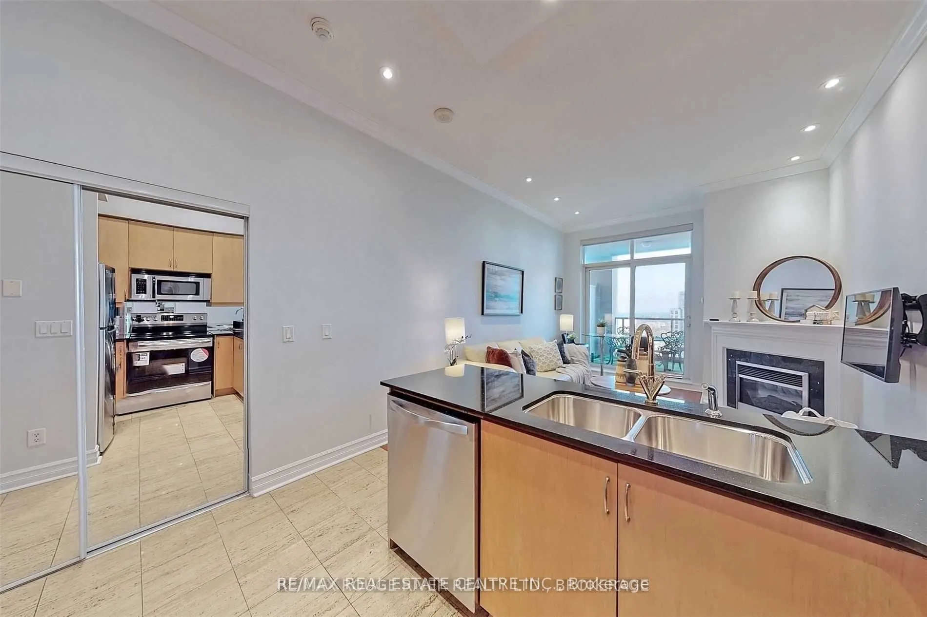 4080 Living Arts Dr, #3108