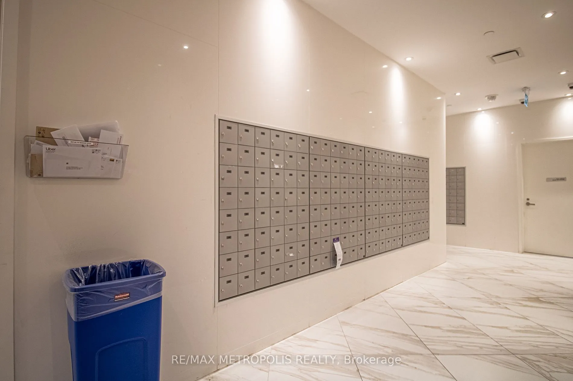 3900 Confederation Pkwy, #216
