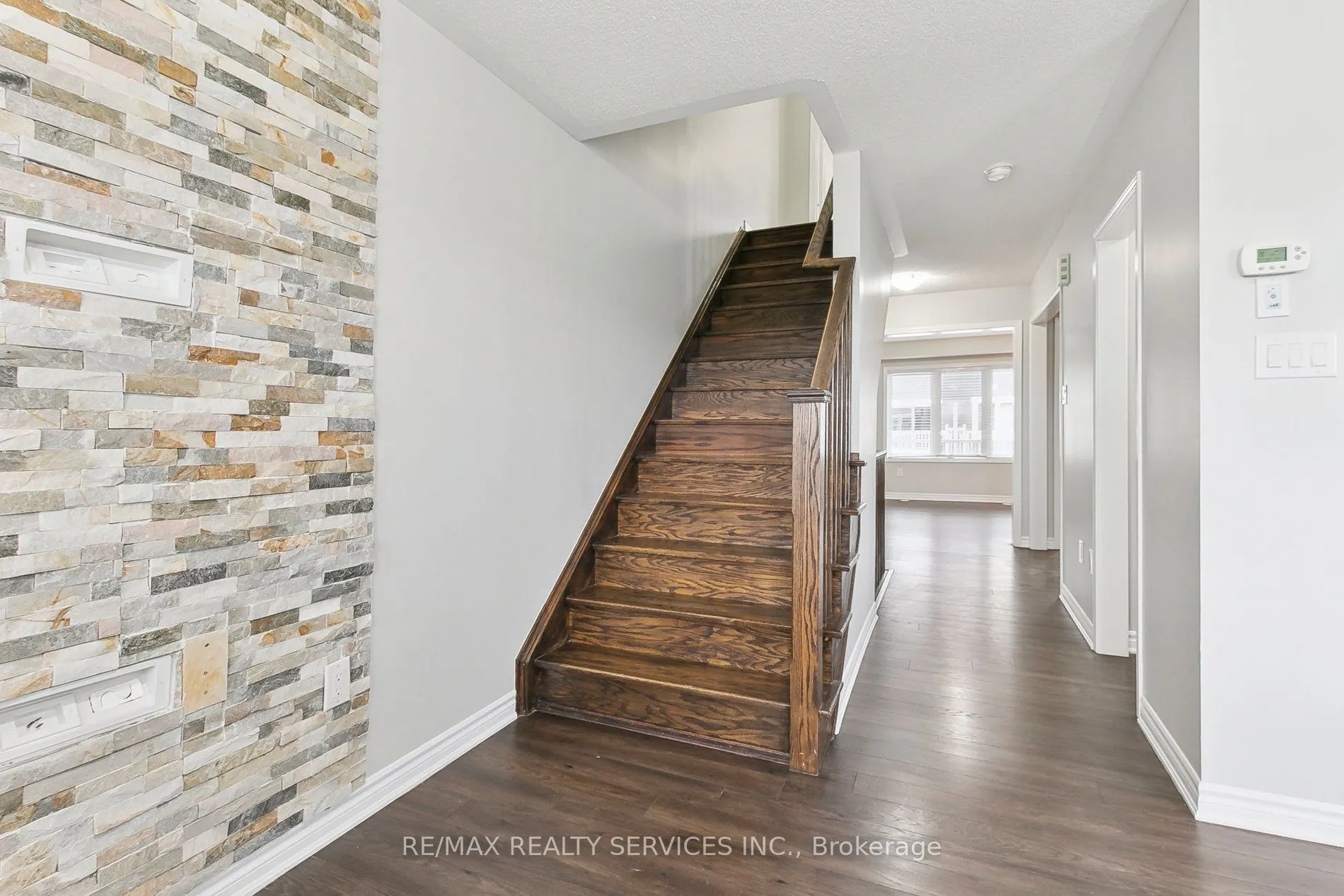 8 Toledo Lane