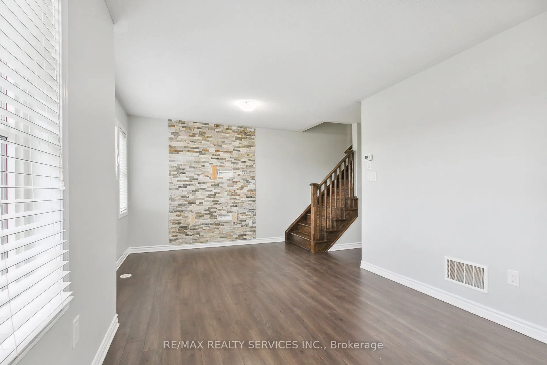 8 Toledo Lane