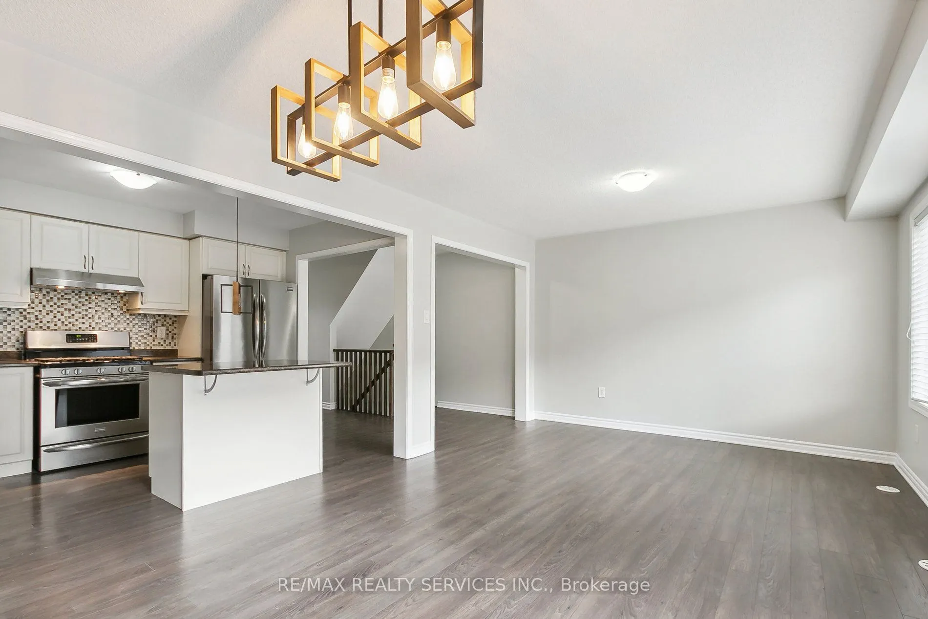 8 Toledo Lane