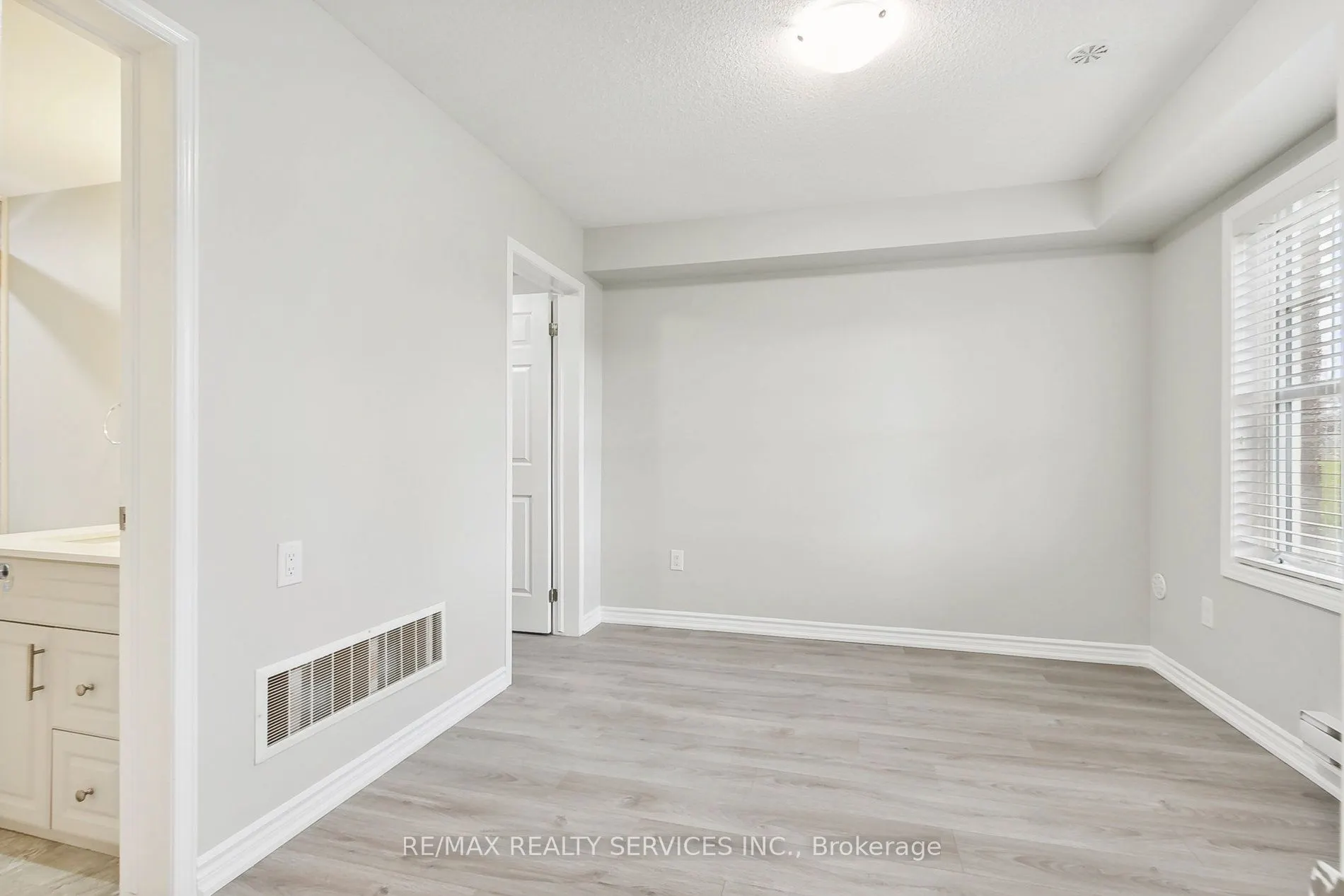 8 Toledo Lane