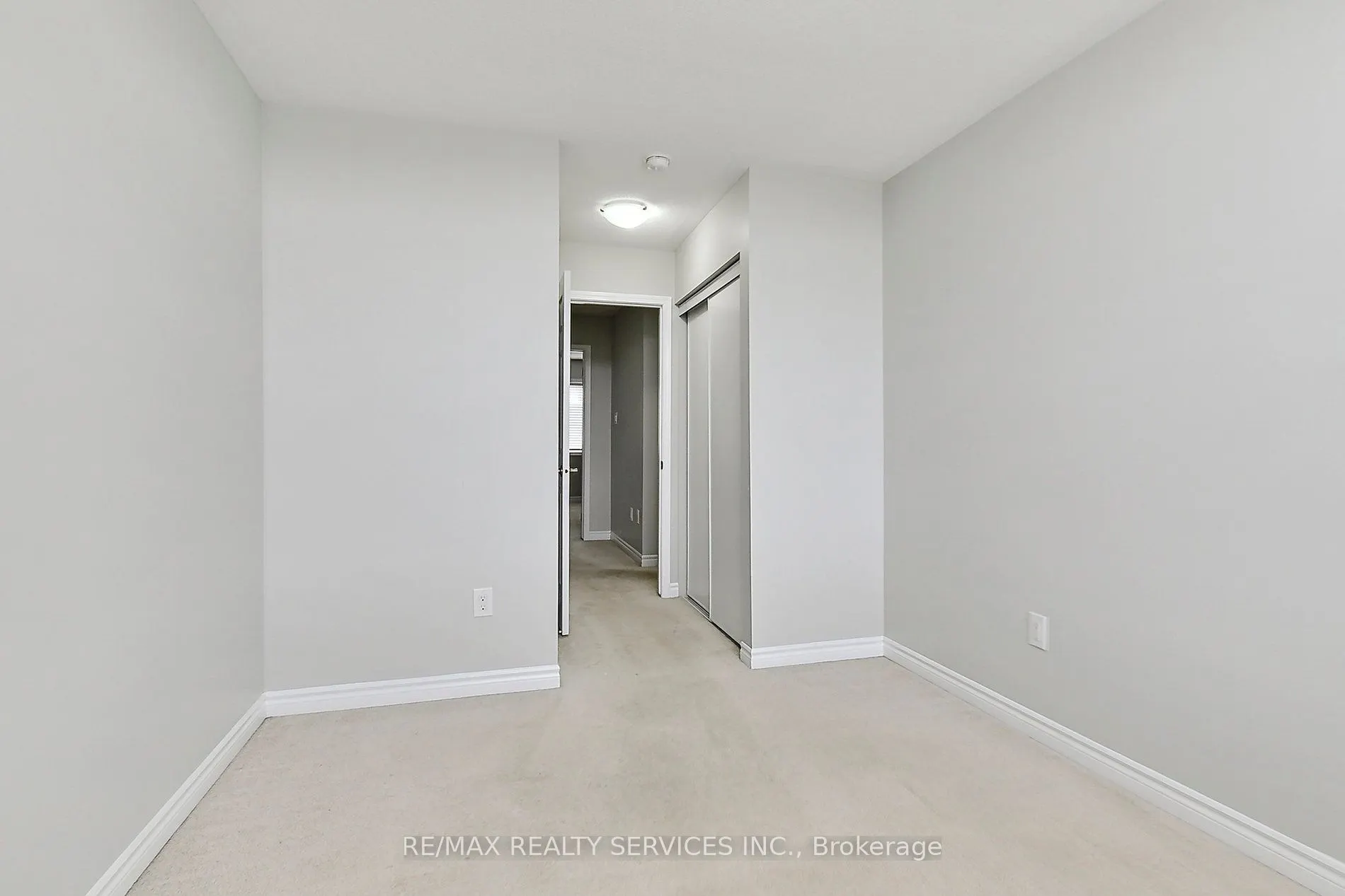 8 Toledo Lane