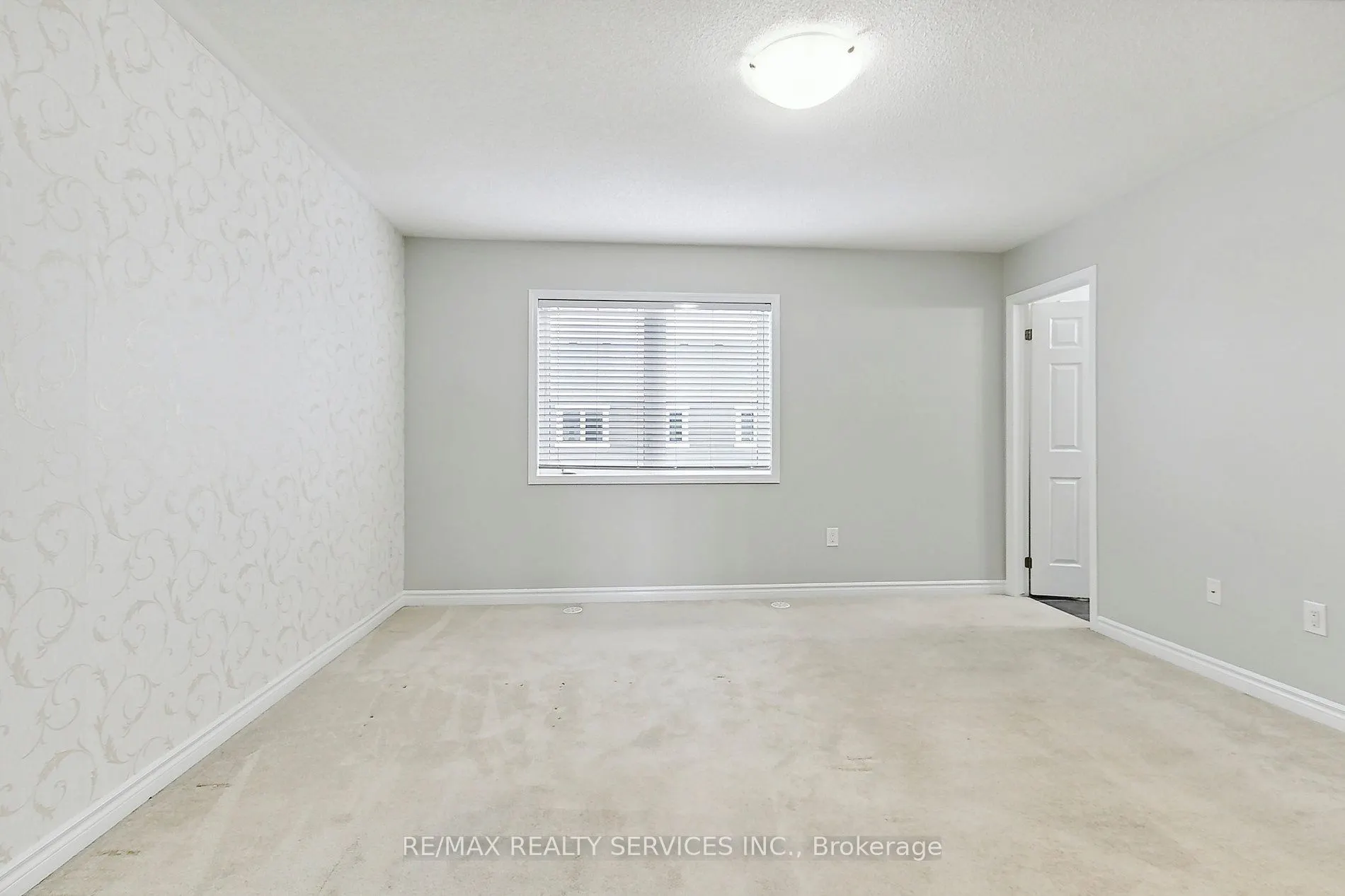 8 Toledo Lane