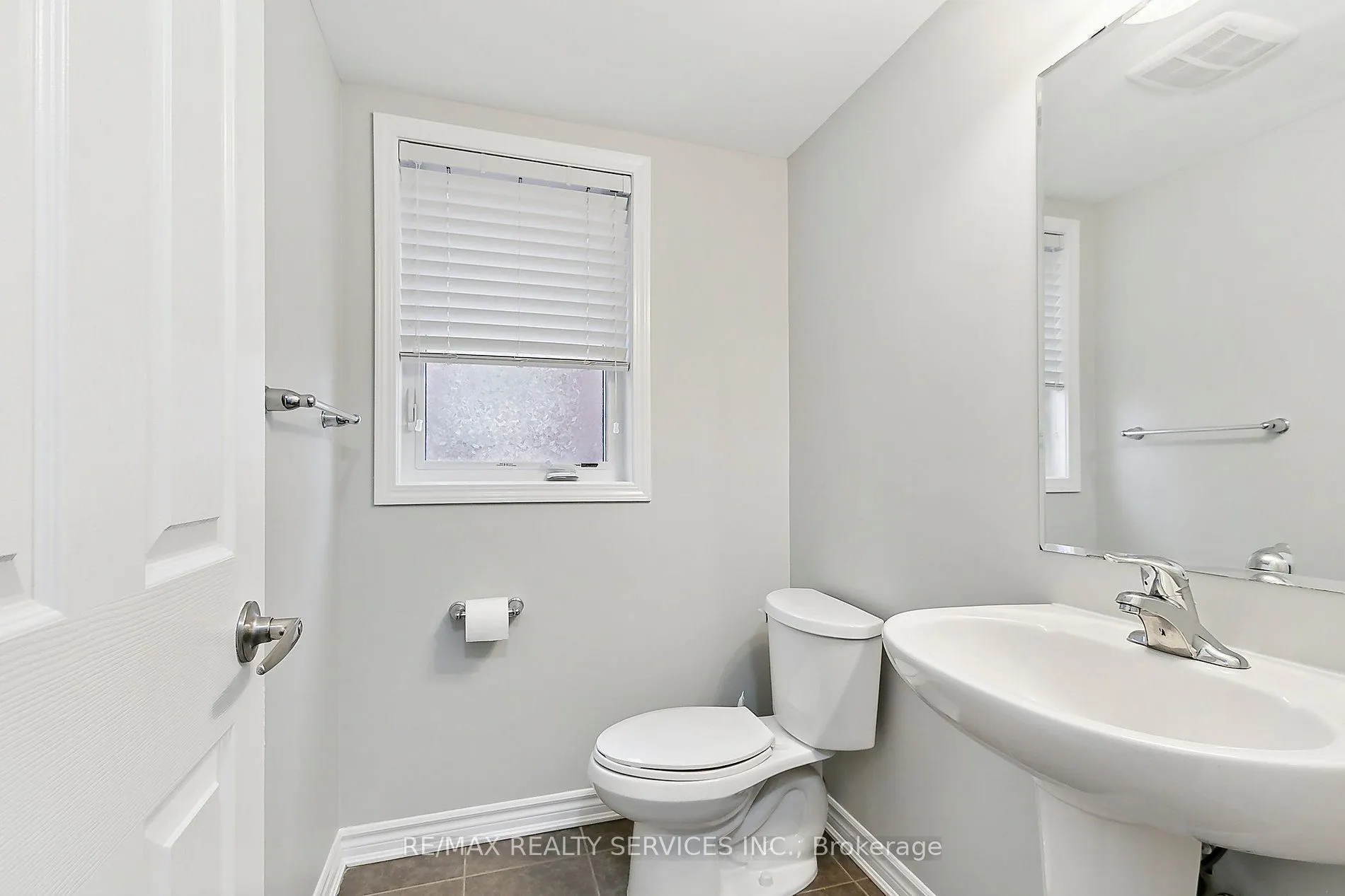 8 Toledo Lane