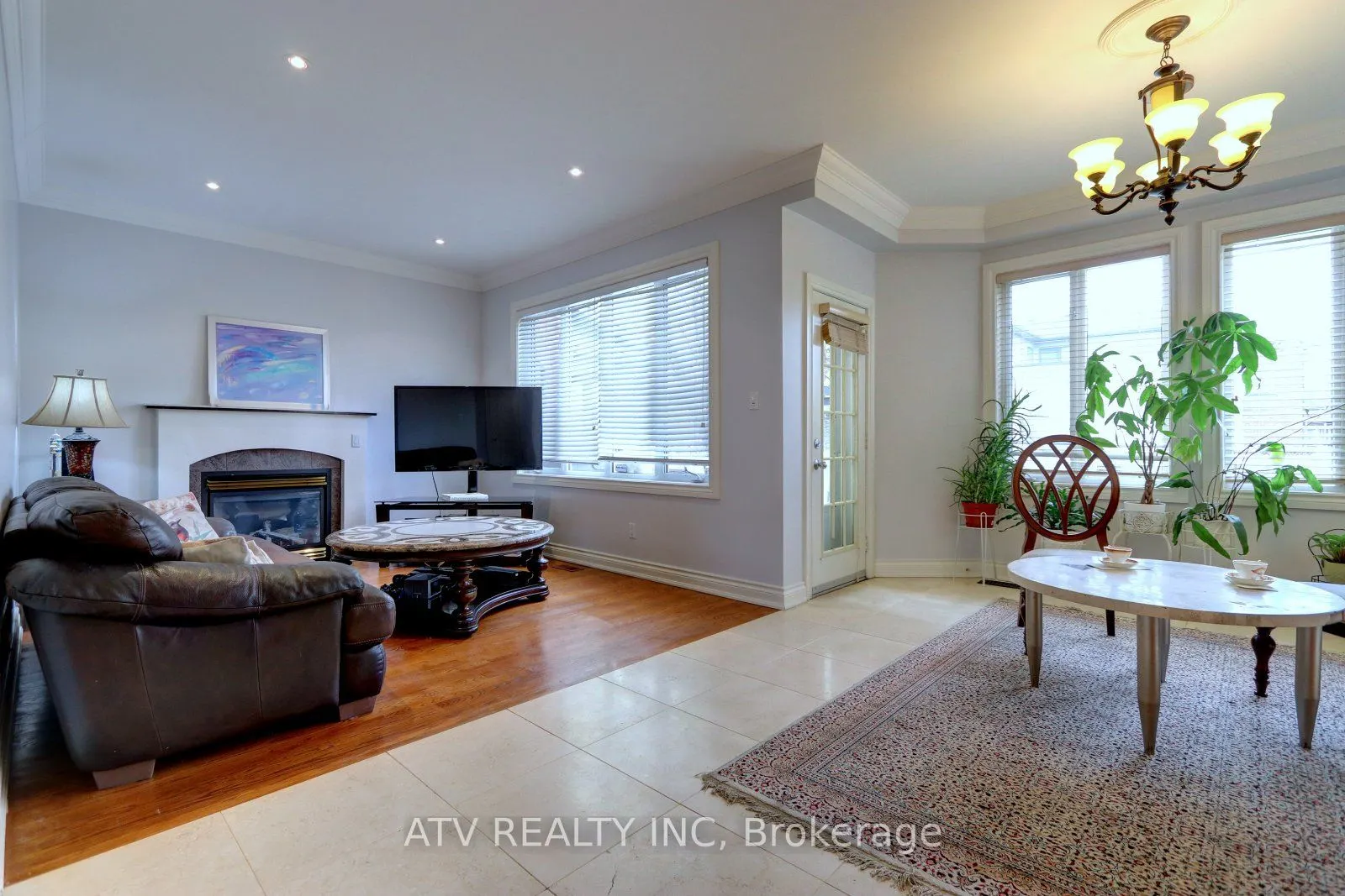 31 Shaver Ave S