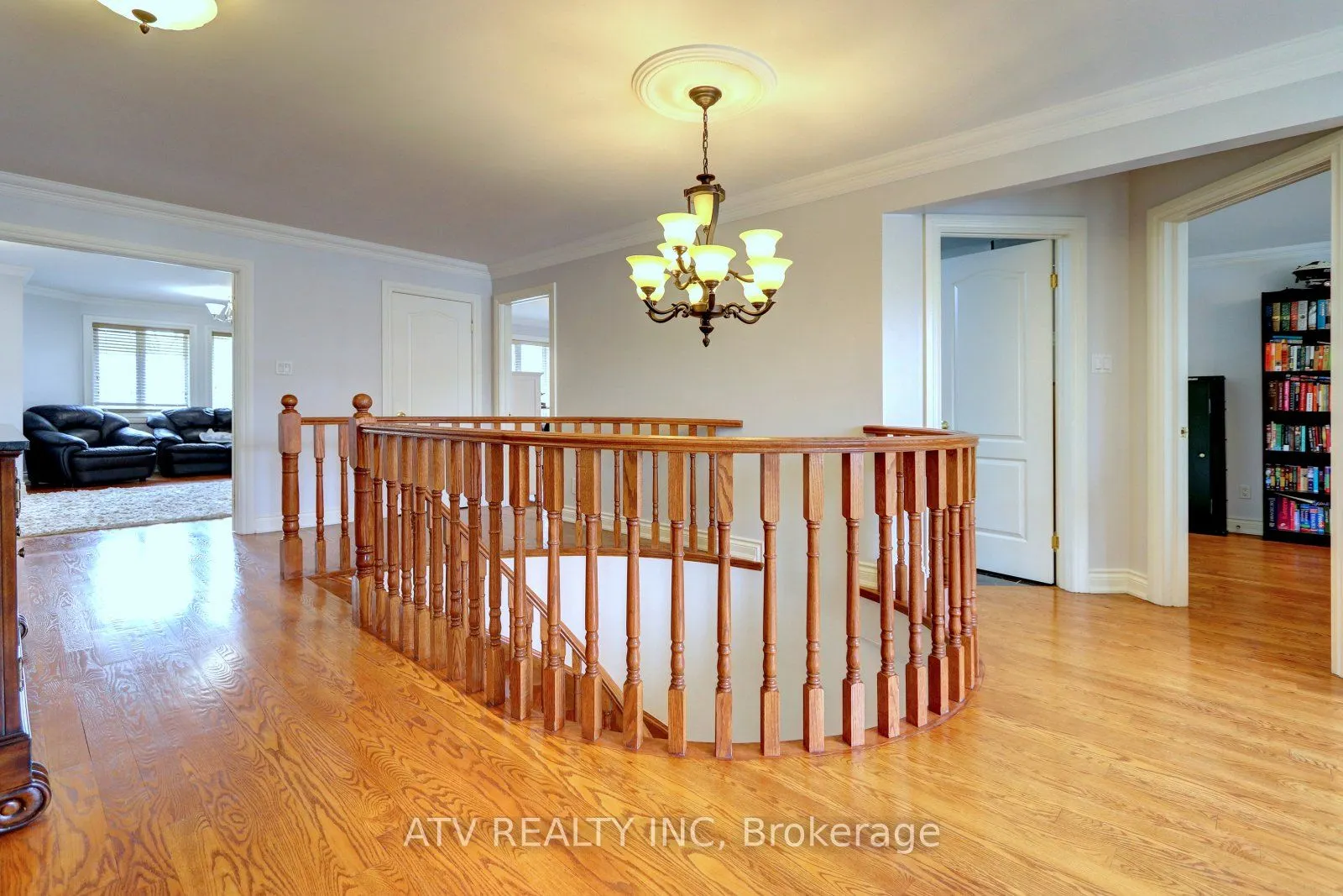 31 Shaver Ave S
