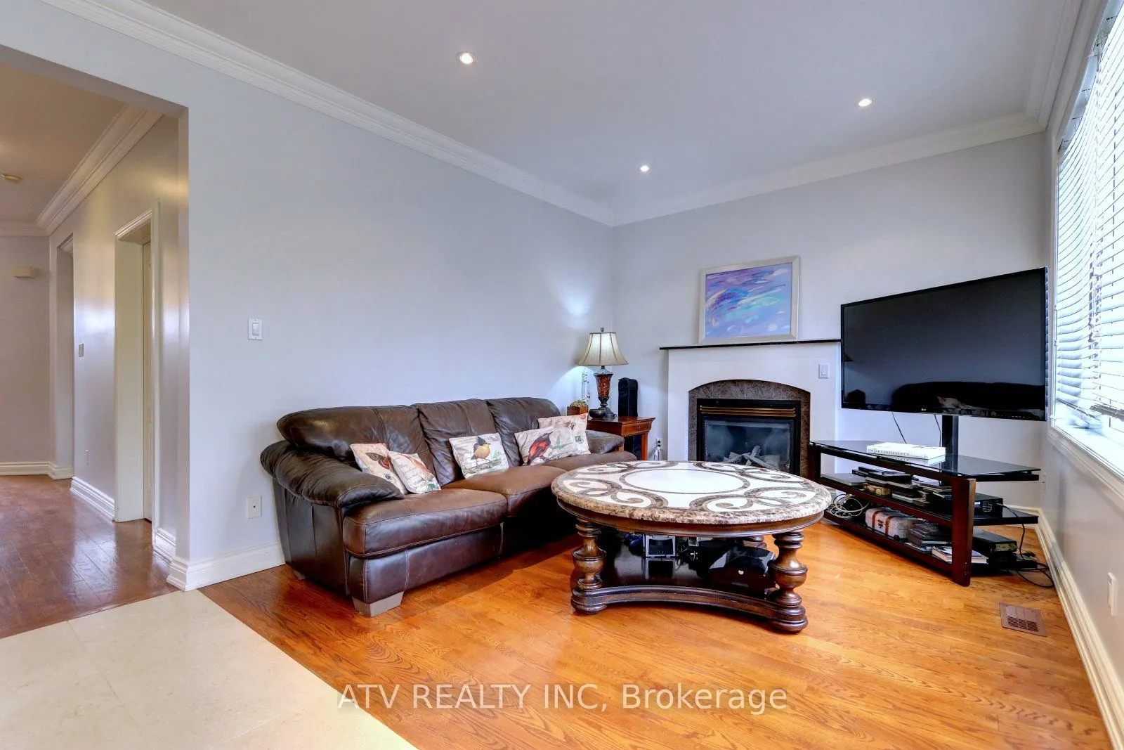 31 Shaver Ave S