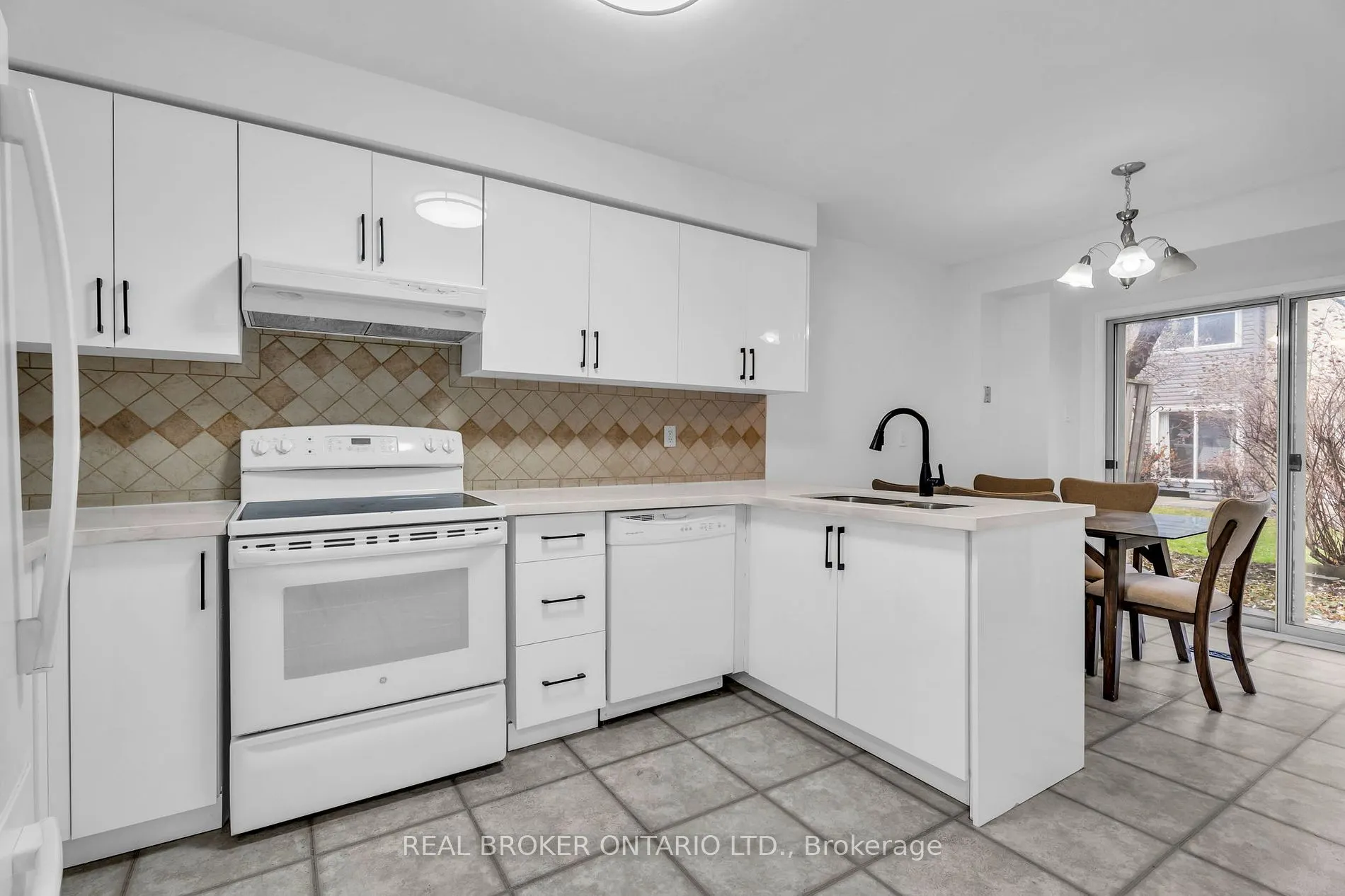 3600 Colonial Dr, #58