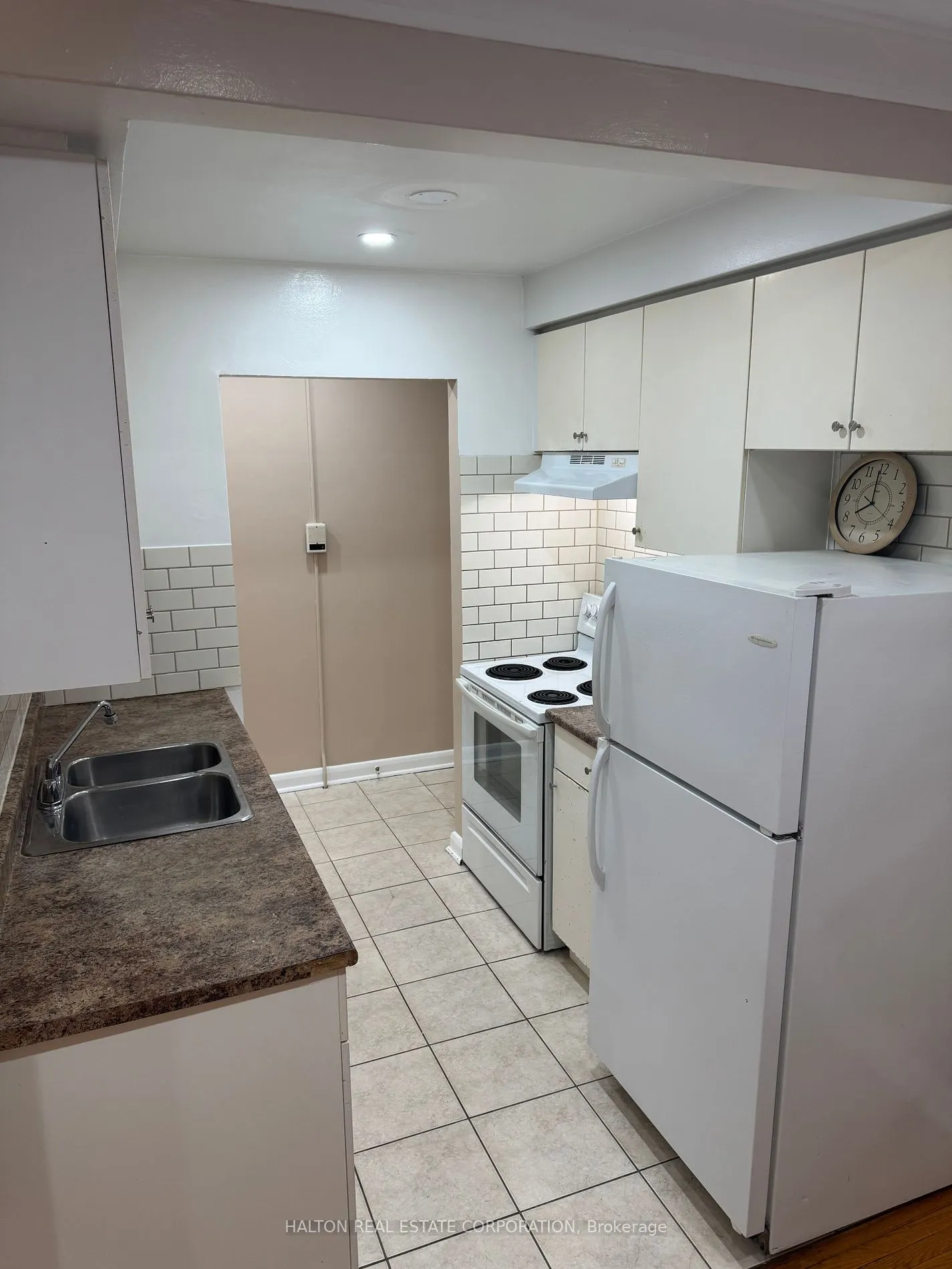 138 Portland St, #4