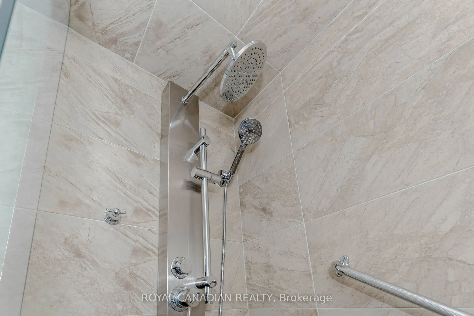 2055 Appleby Line, #211