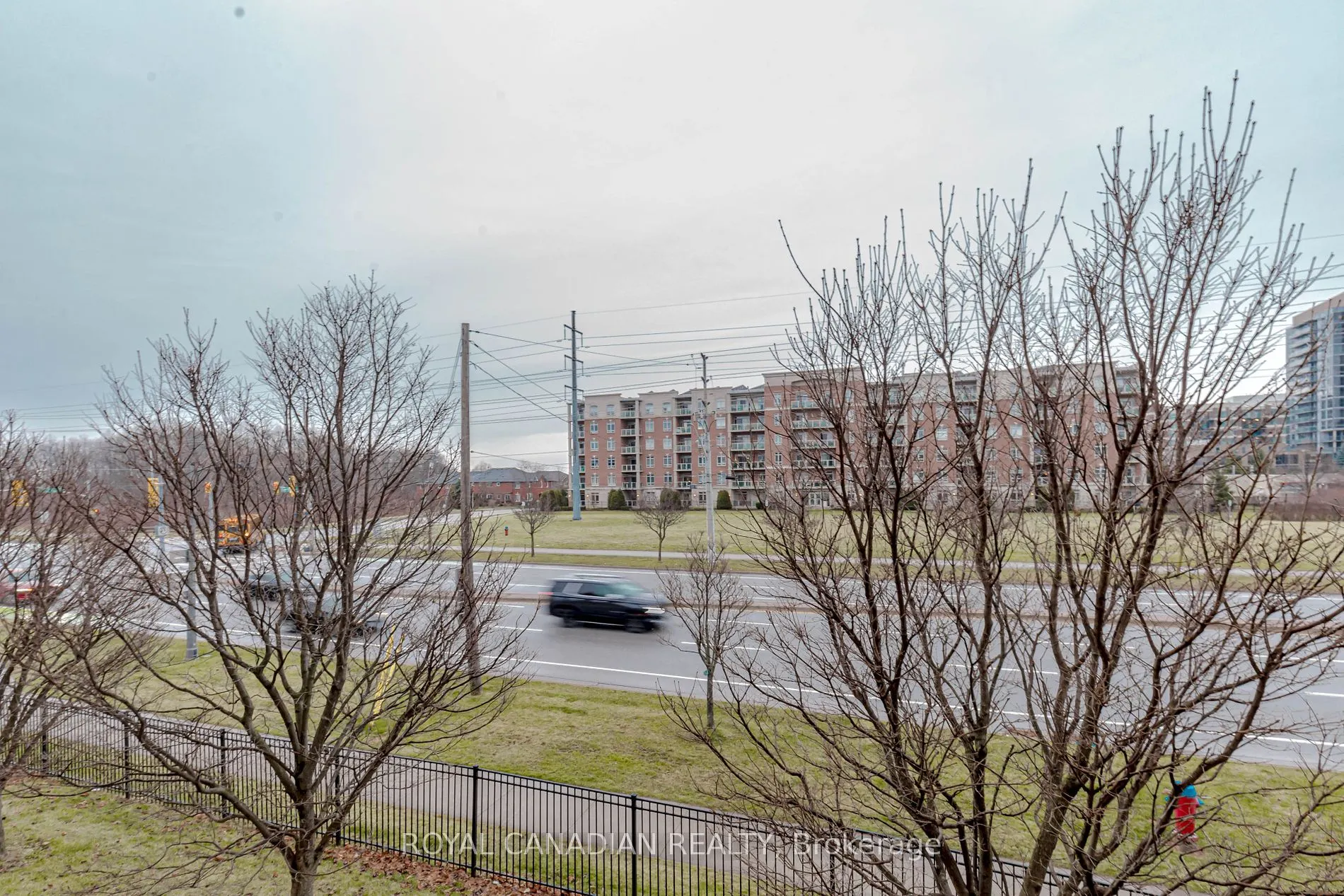 2055 Appleby Line, #211