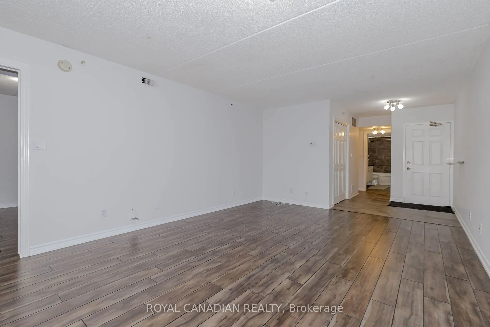 2055 Appleby Line, #211