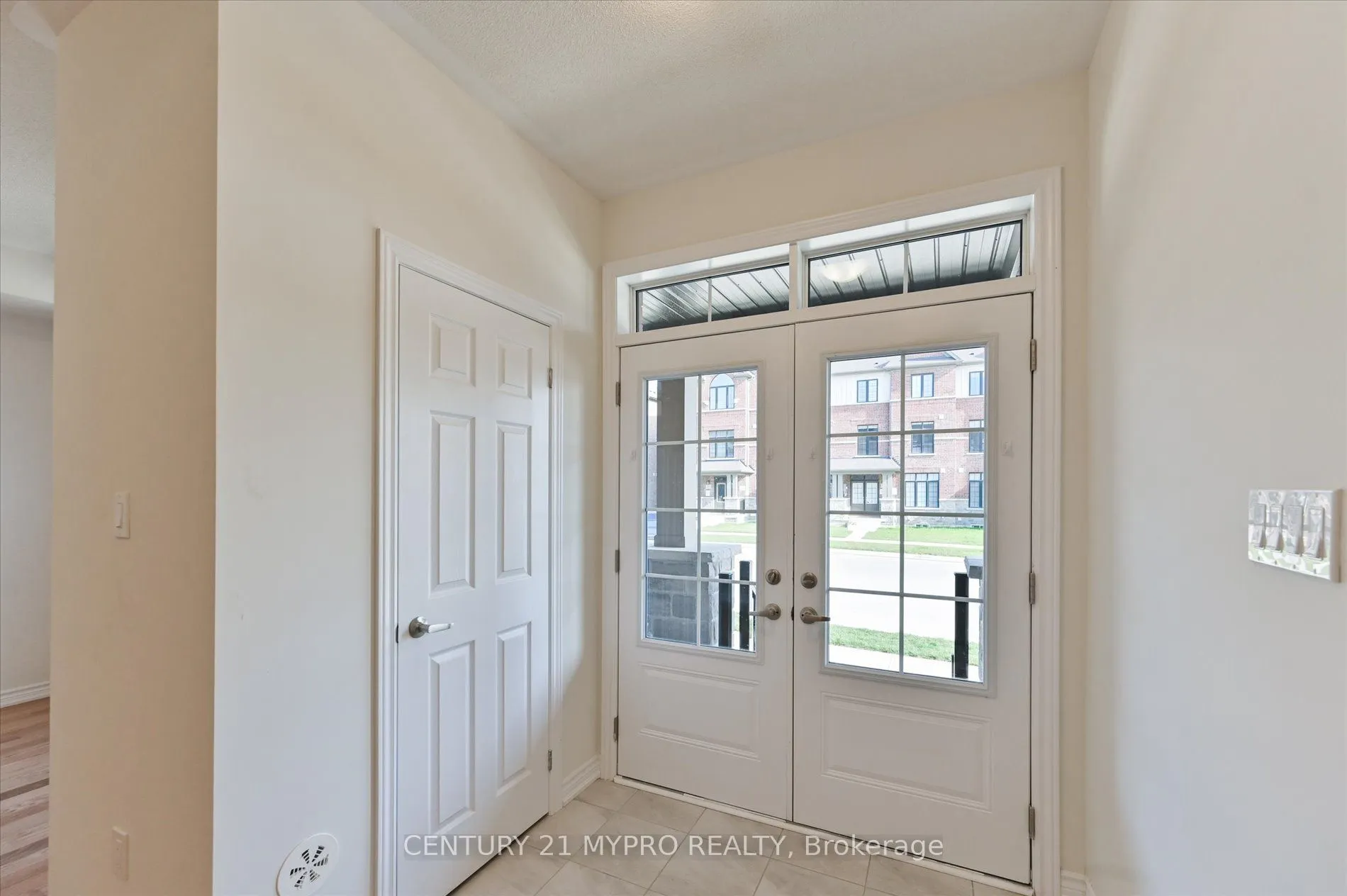 8 Petch Ave