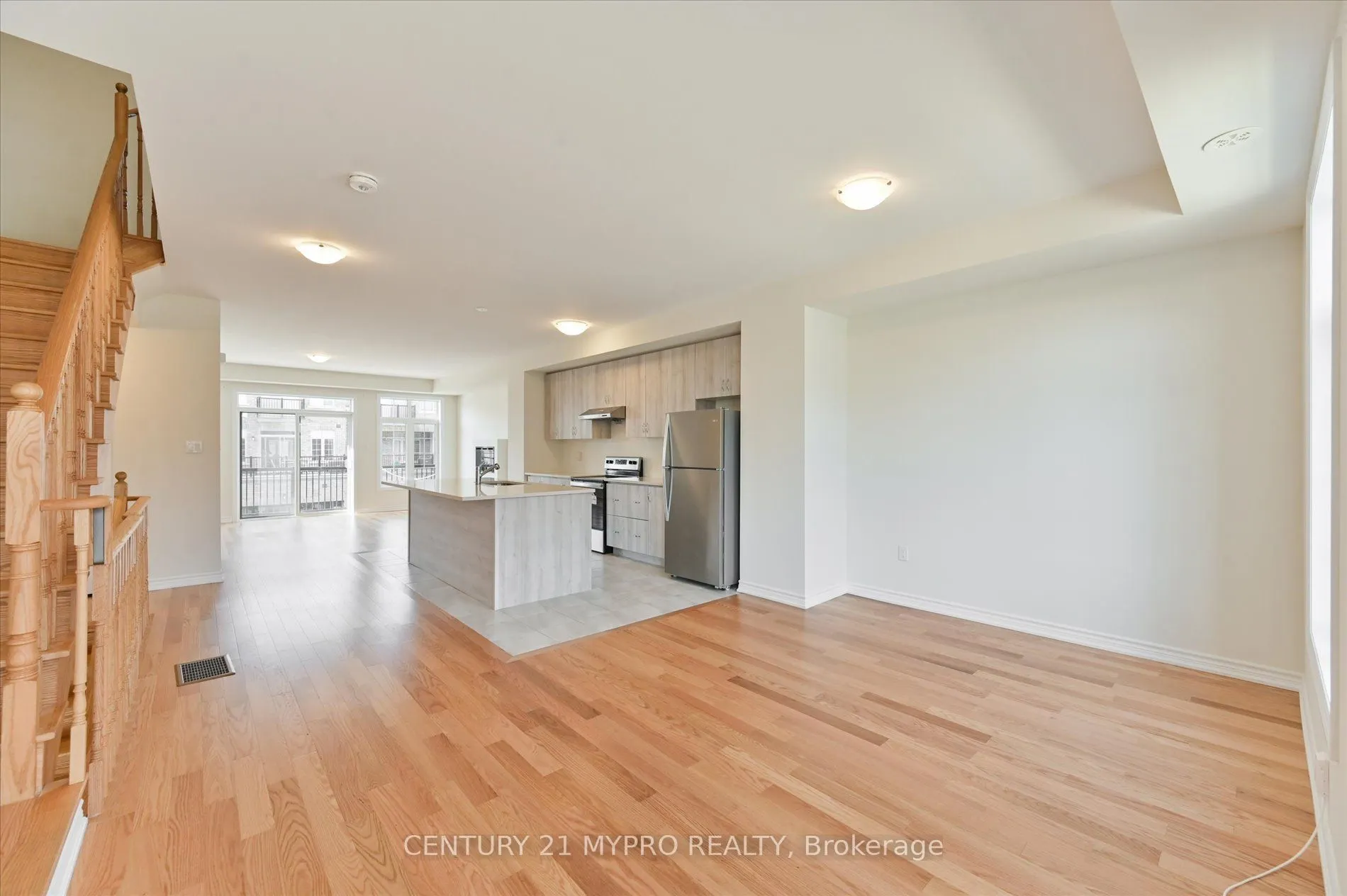 8 Petch Ave