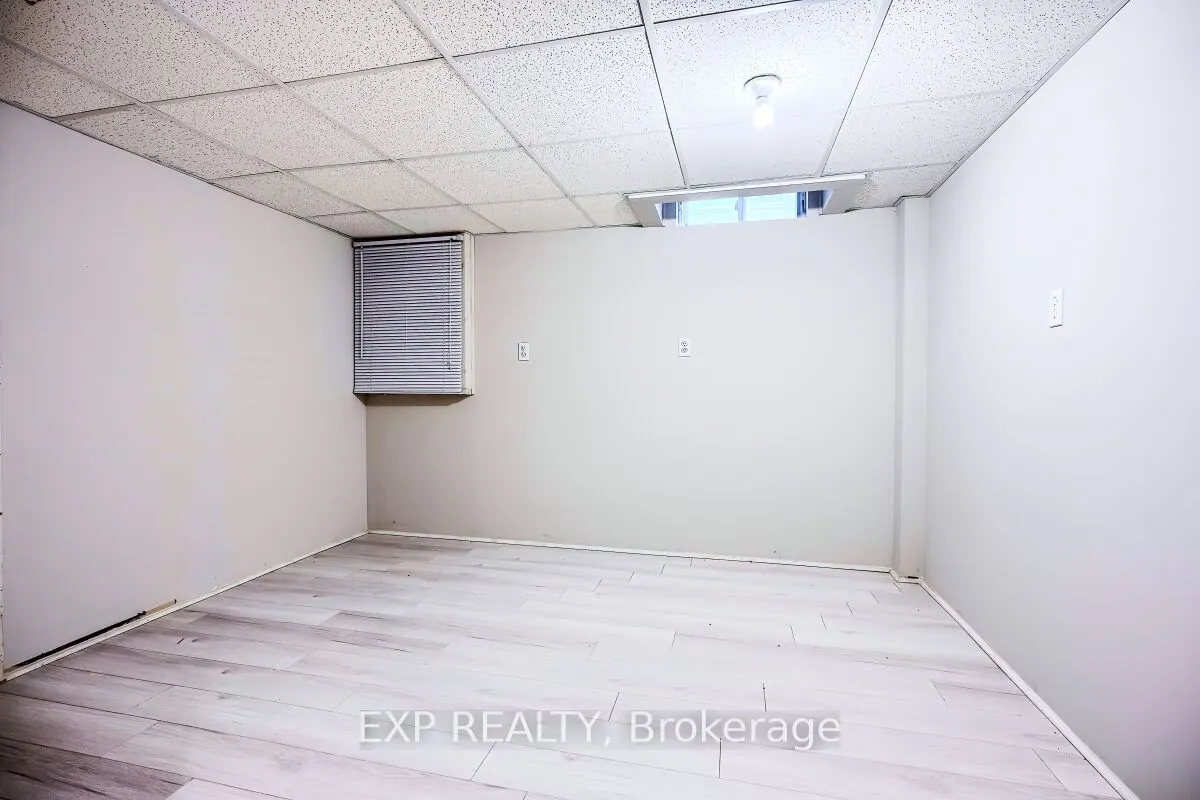 247 Featherstone Rd