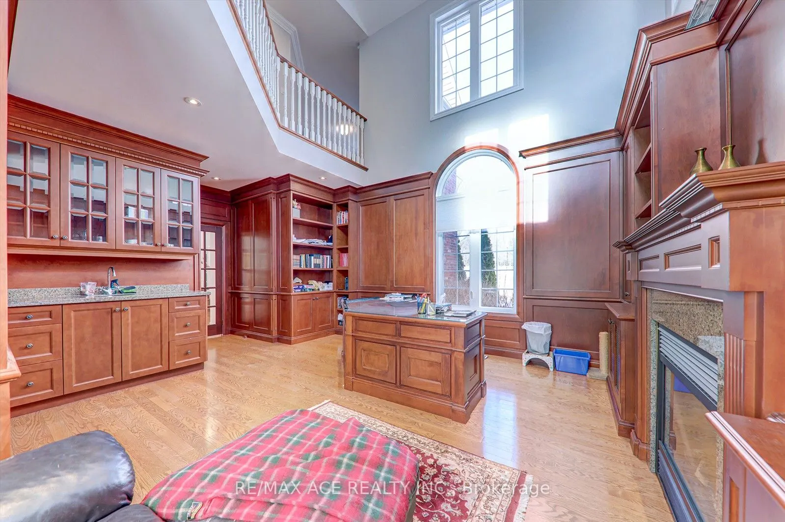 10 Stonehart St