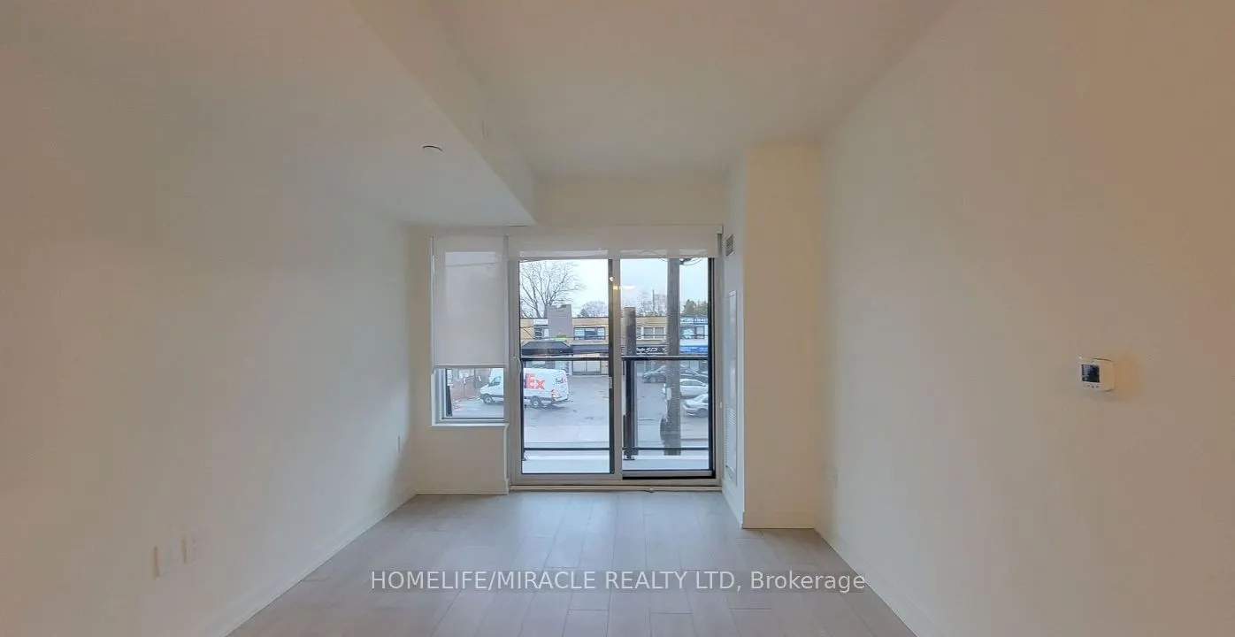 556 Marlee Ave, #206